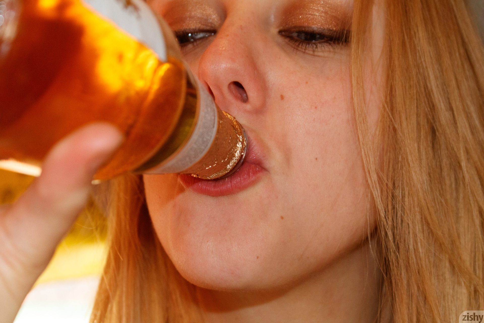 Helen Bergstrom Holy Guacamole Zishy (34)