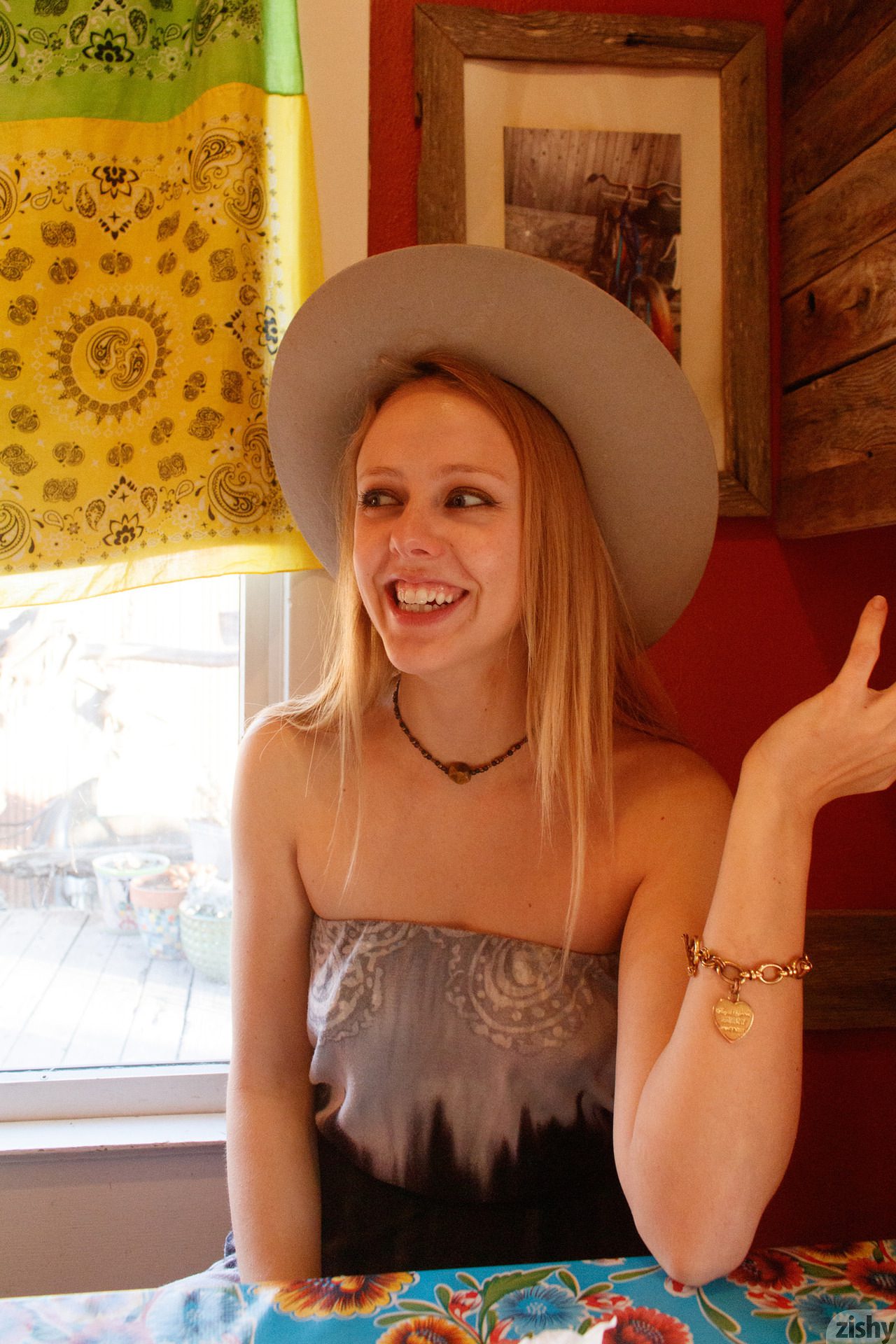 Helen Bergstrom Holy Guacamole Zishy (45)