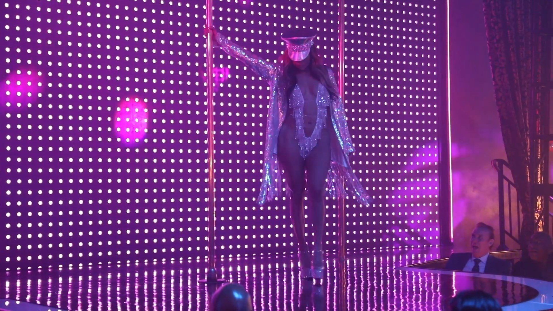 Jennifer Lopez’s Stripper Ass – Hustlers 051