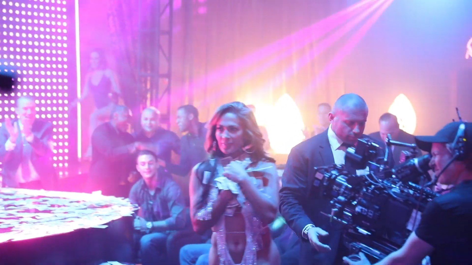 Jennifer Lopez’s Stripper Ass – Hustlers 056