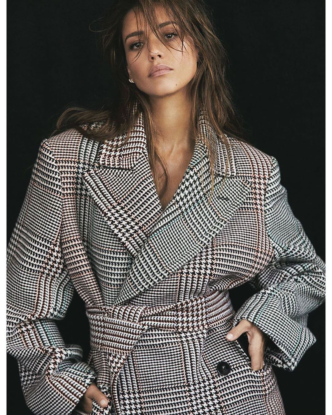 Jessica Alba Sexy & Topless 004