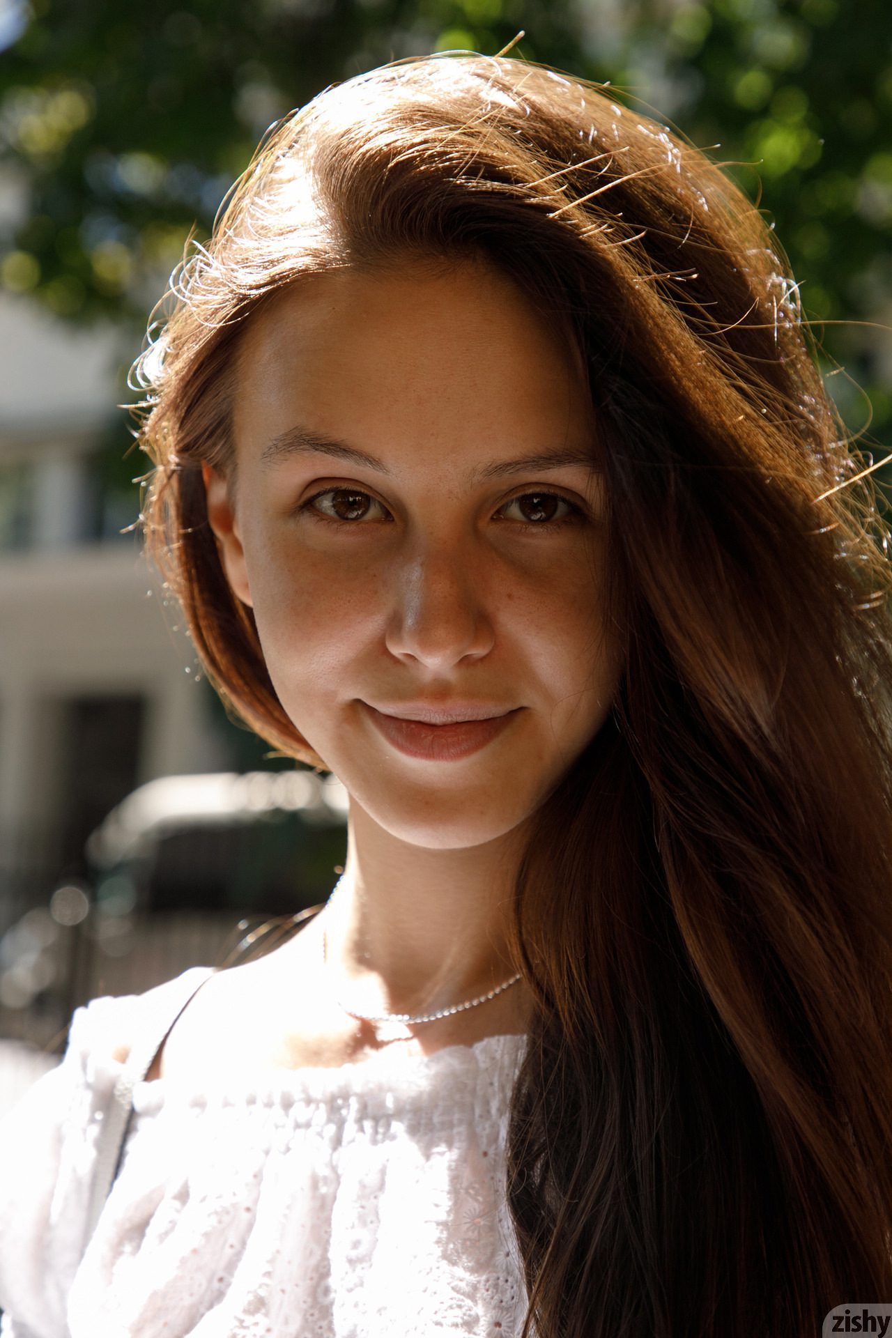 Jessica Albanka Melts Oslo Zishy (3)