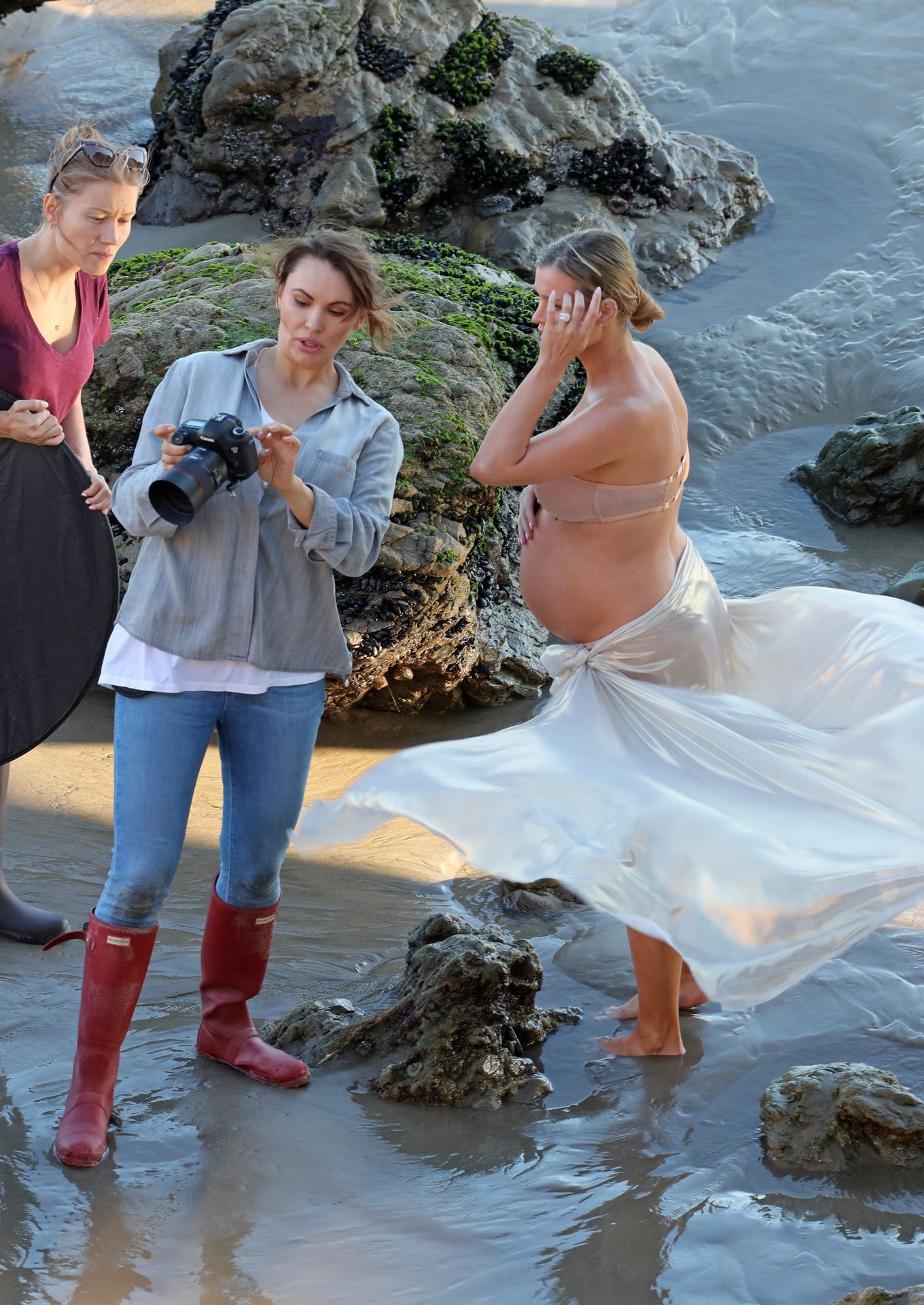 Joanna Krupa Hot 024