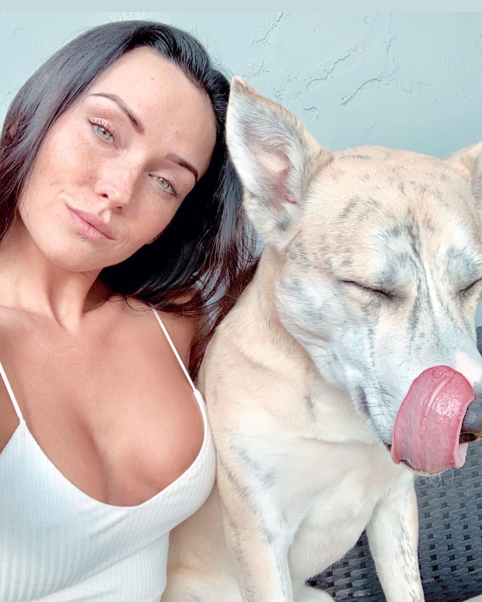 Kayla Lauren Nude & Sexy 112