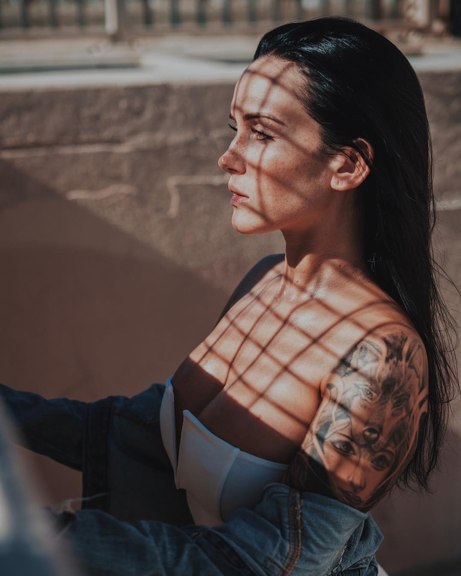 Kayla Lauren Nude & Sexy 176