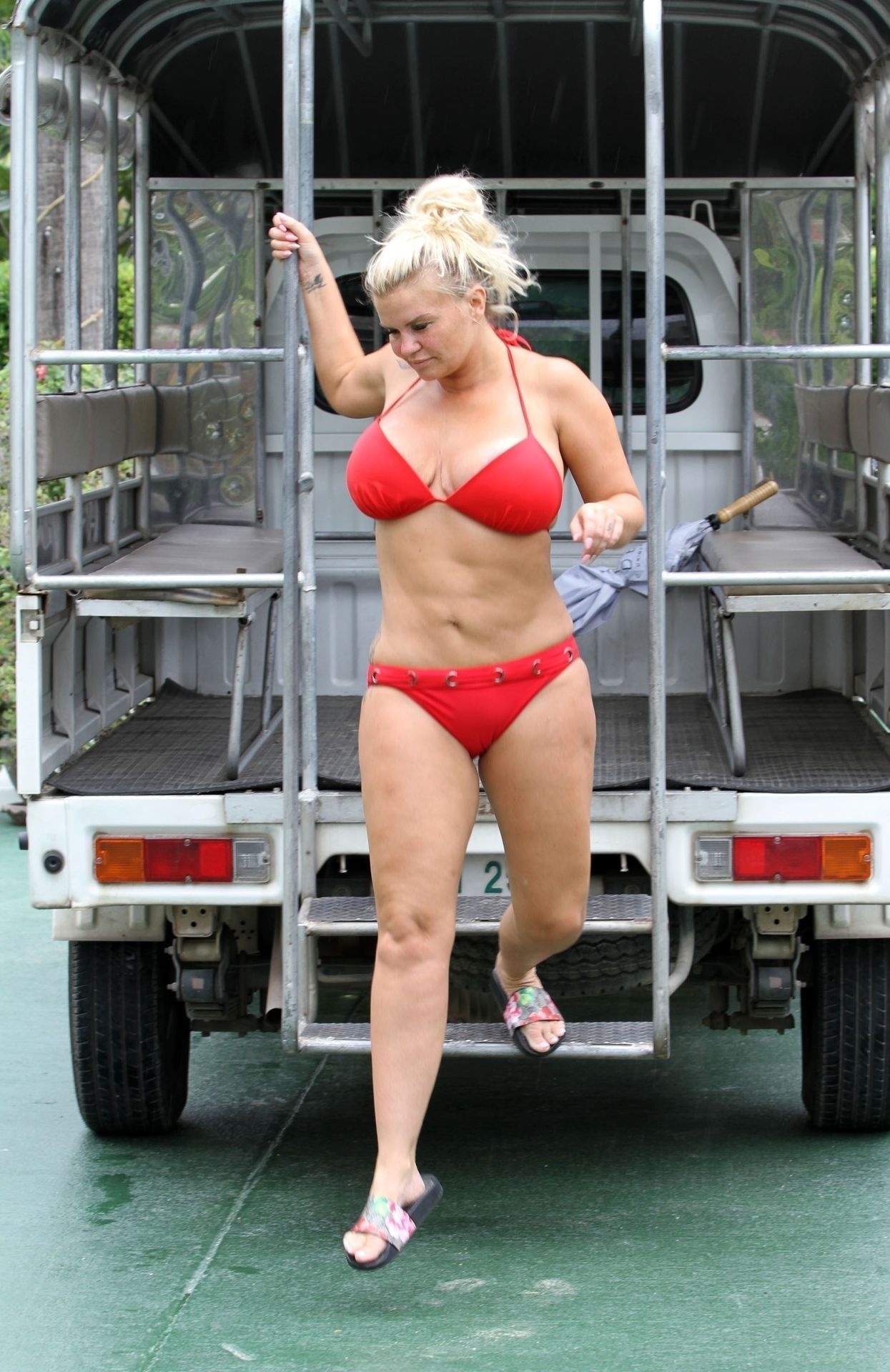 Kerry Katona Sexy & Topless 049