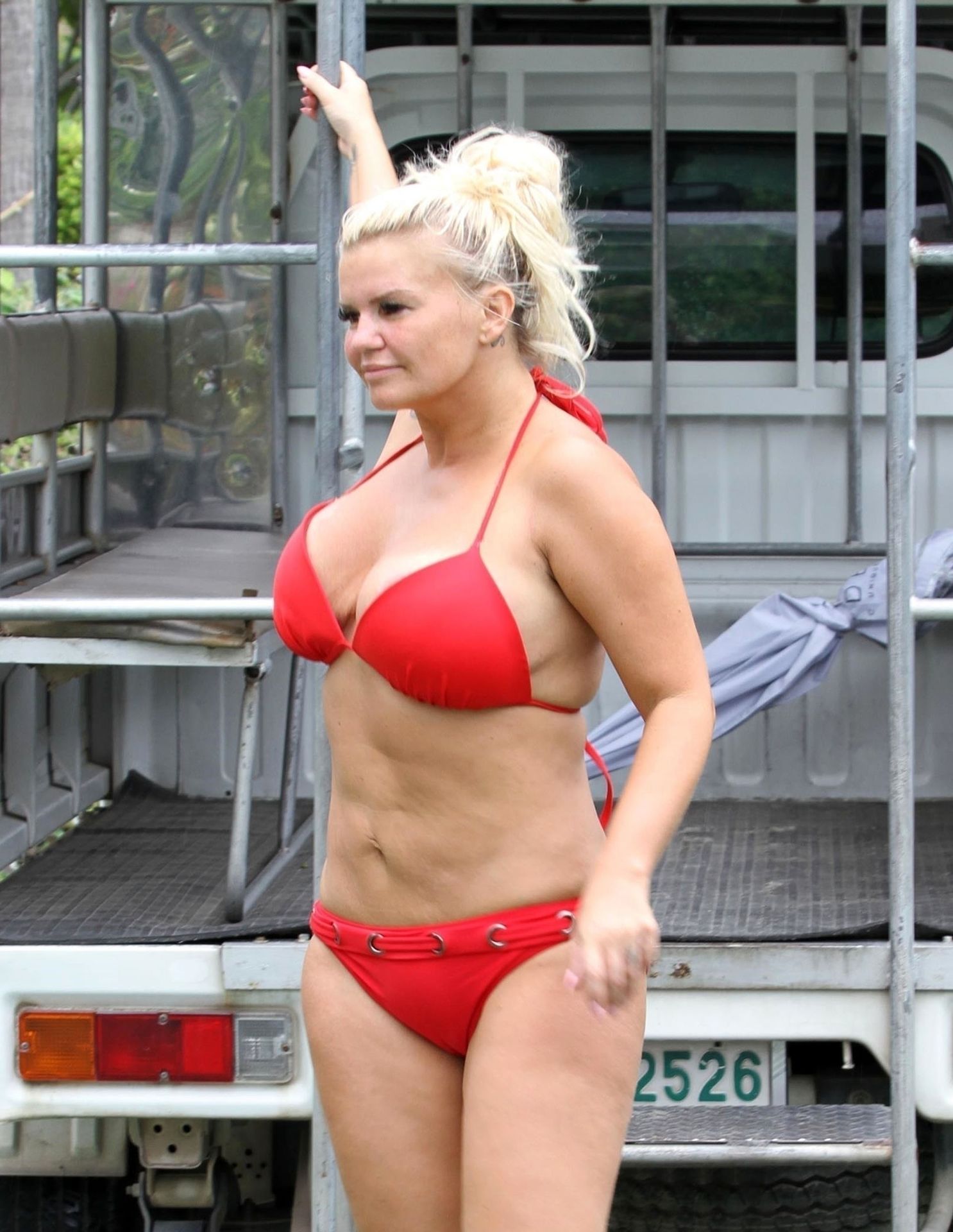 Kerry Katona Sexy & Topless 050
