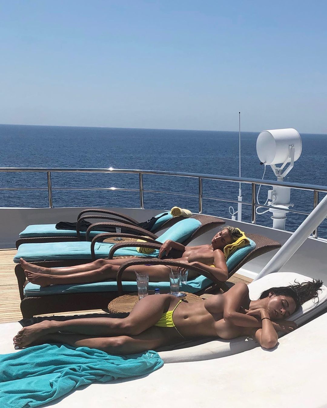 Leidy Amelia Labrador Nude & Sexy 050