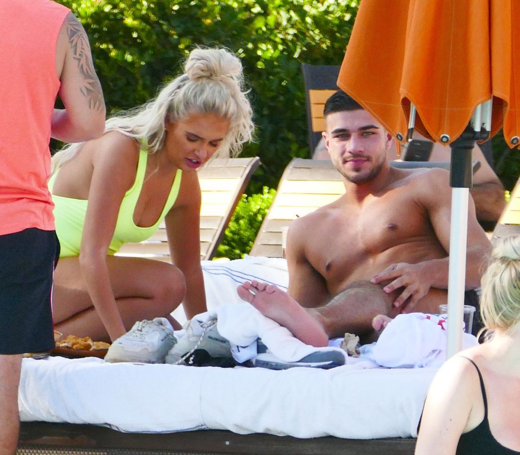 Molly Mae Hague Sexy Thefappeningblog Com 45 1024x896