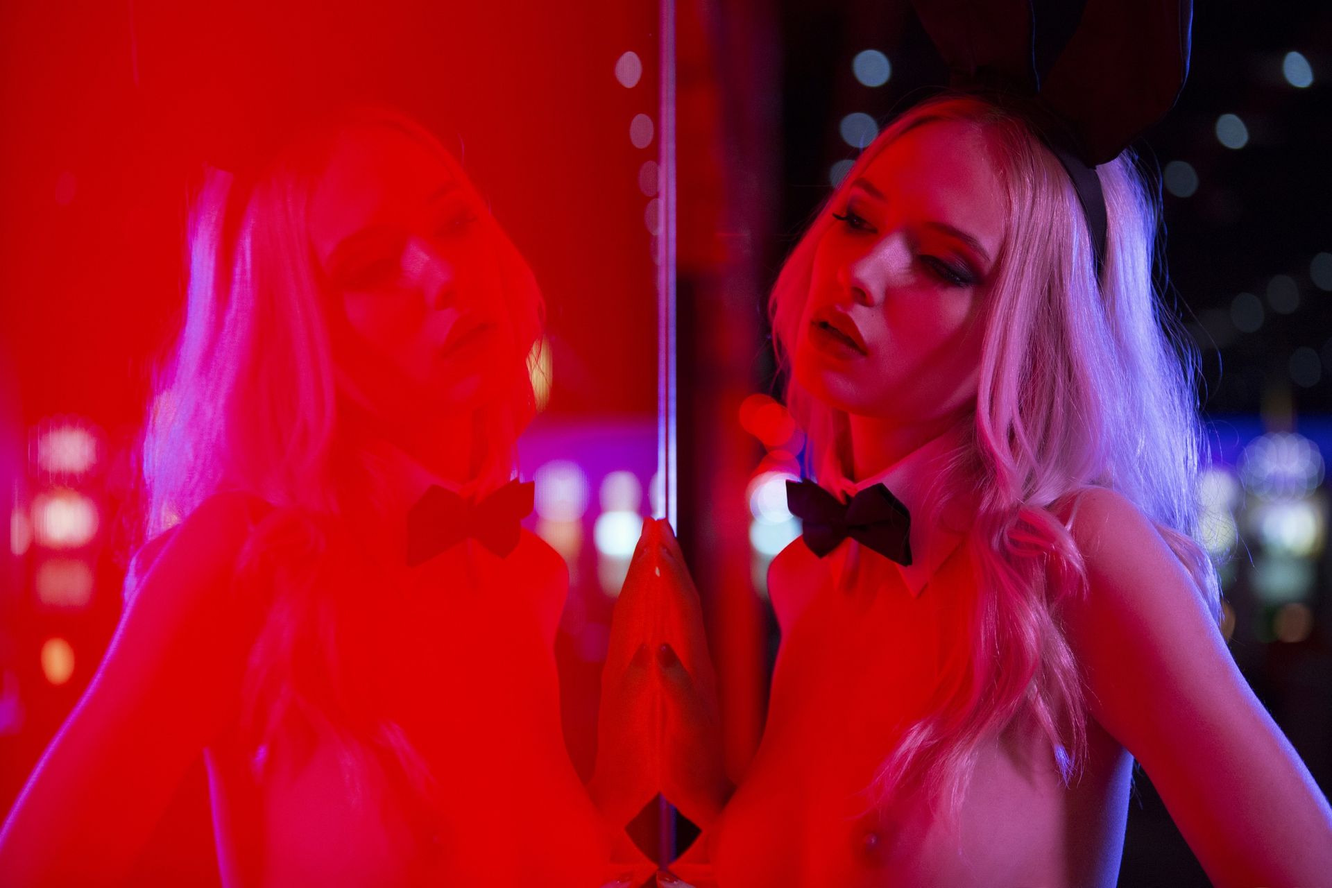 Monica Wasp Nude 013