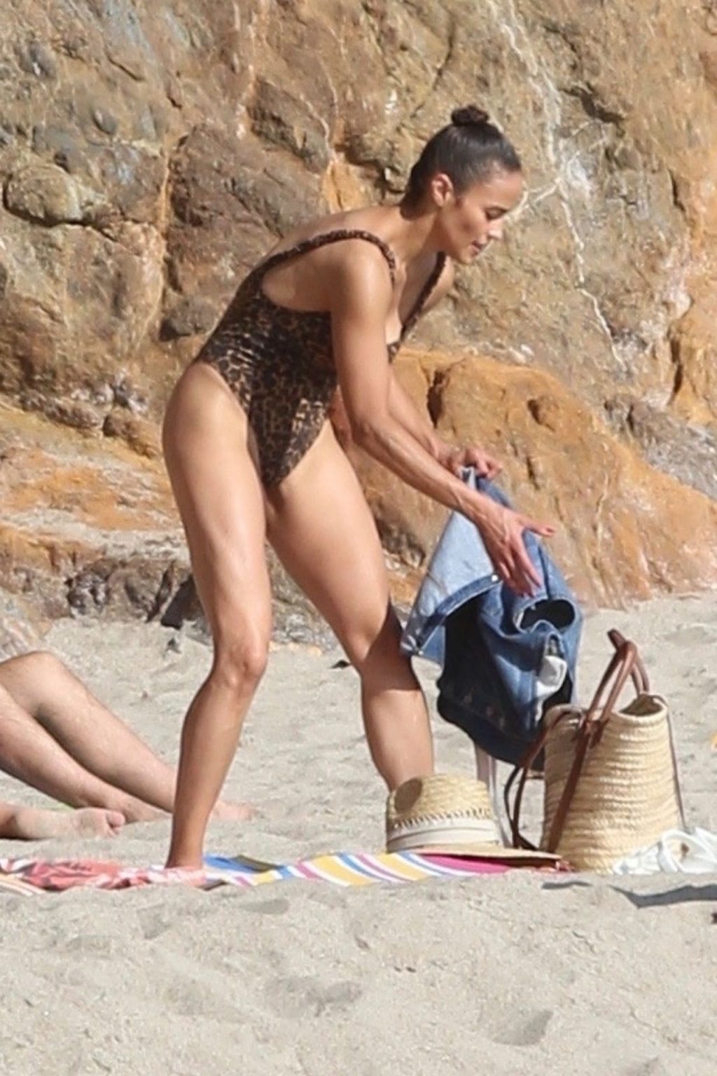 Paula Patton Sexy Thefappeningblog Com 76 1024x1536