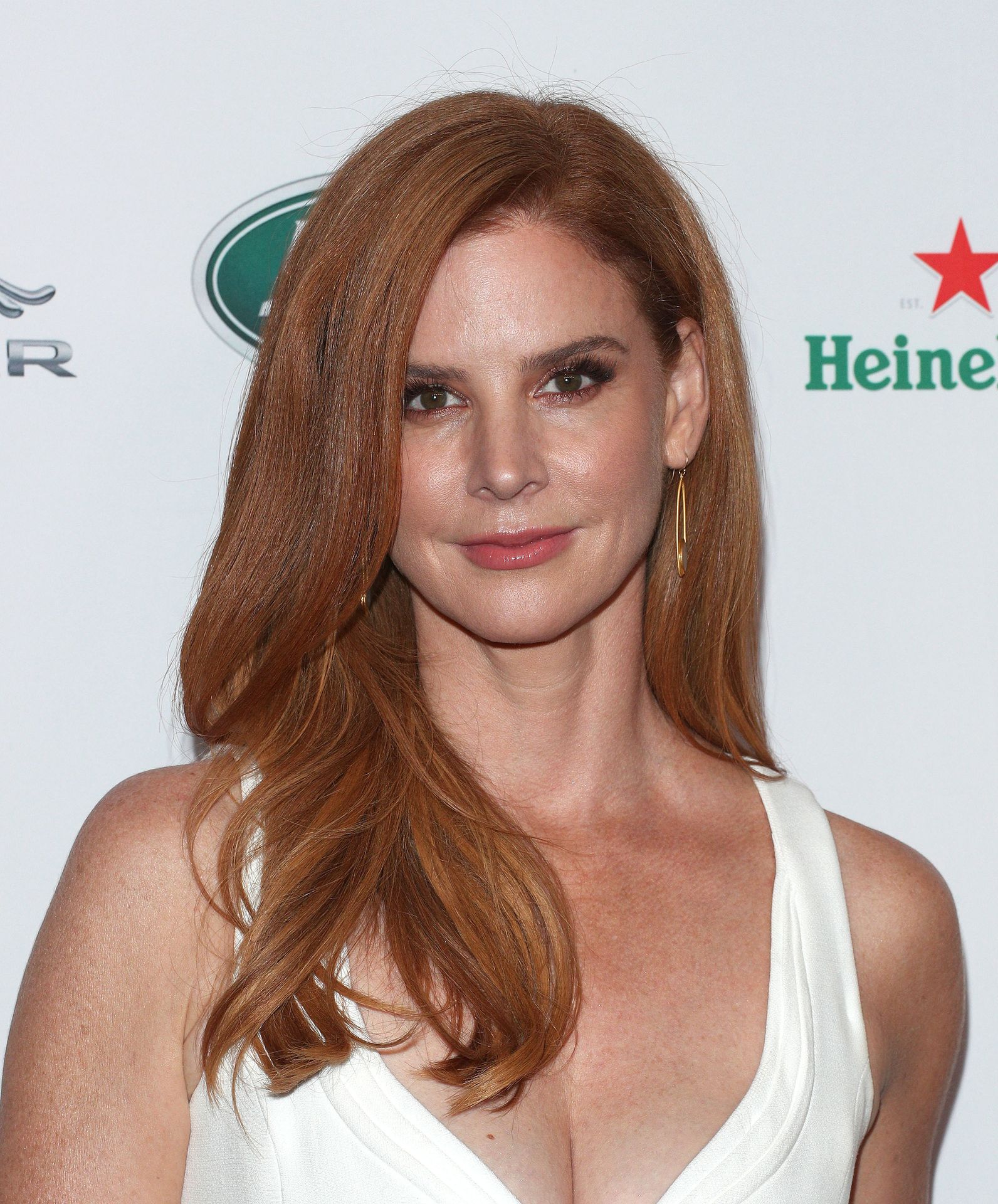 Sarah Rafferty Sexy 030