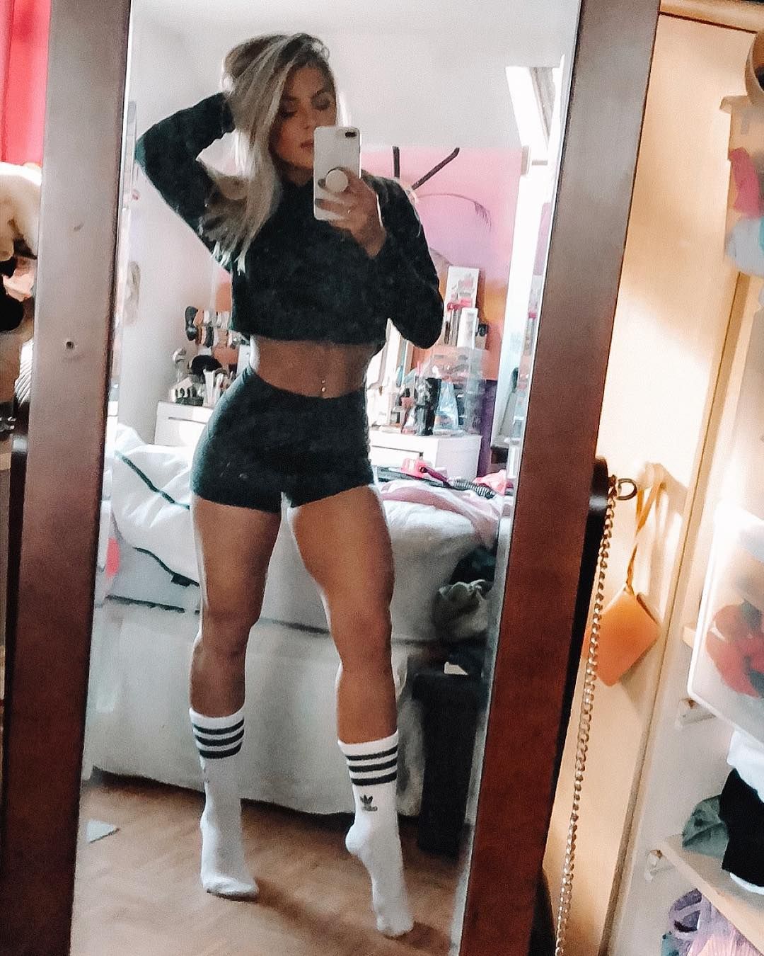 Valerie Pac Sexy 079