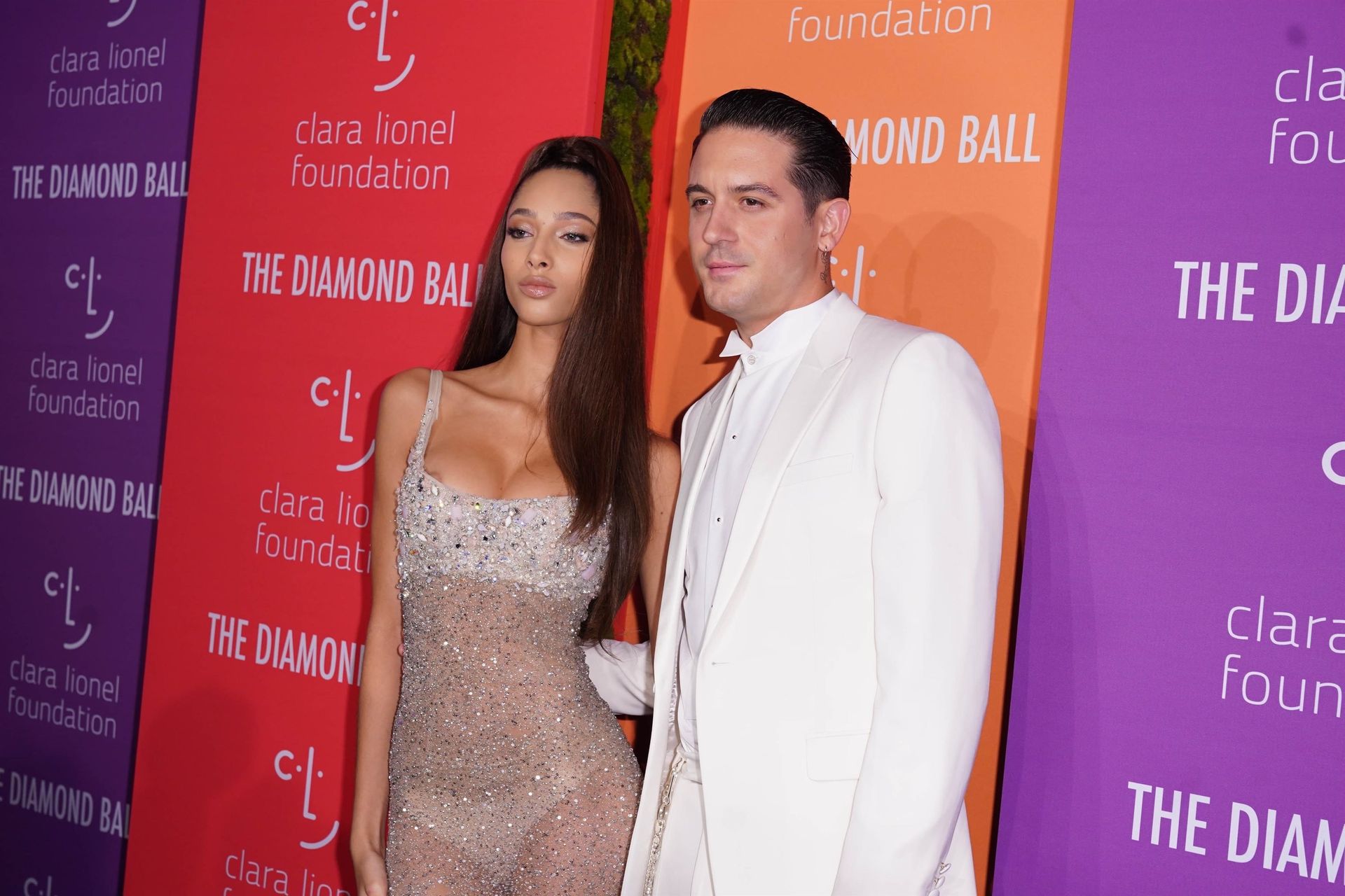 Yasmin Wijnaldum Areolas Peeks 006