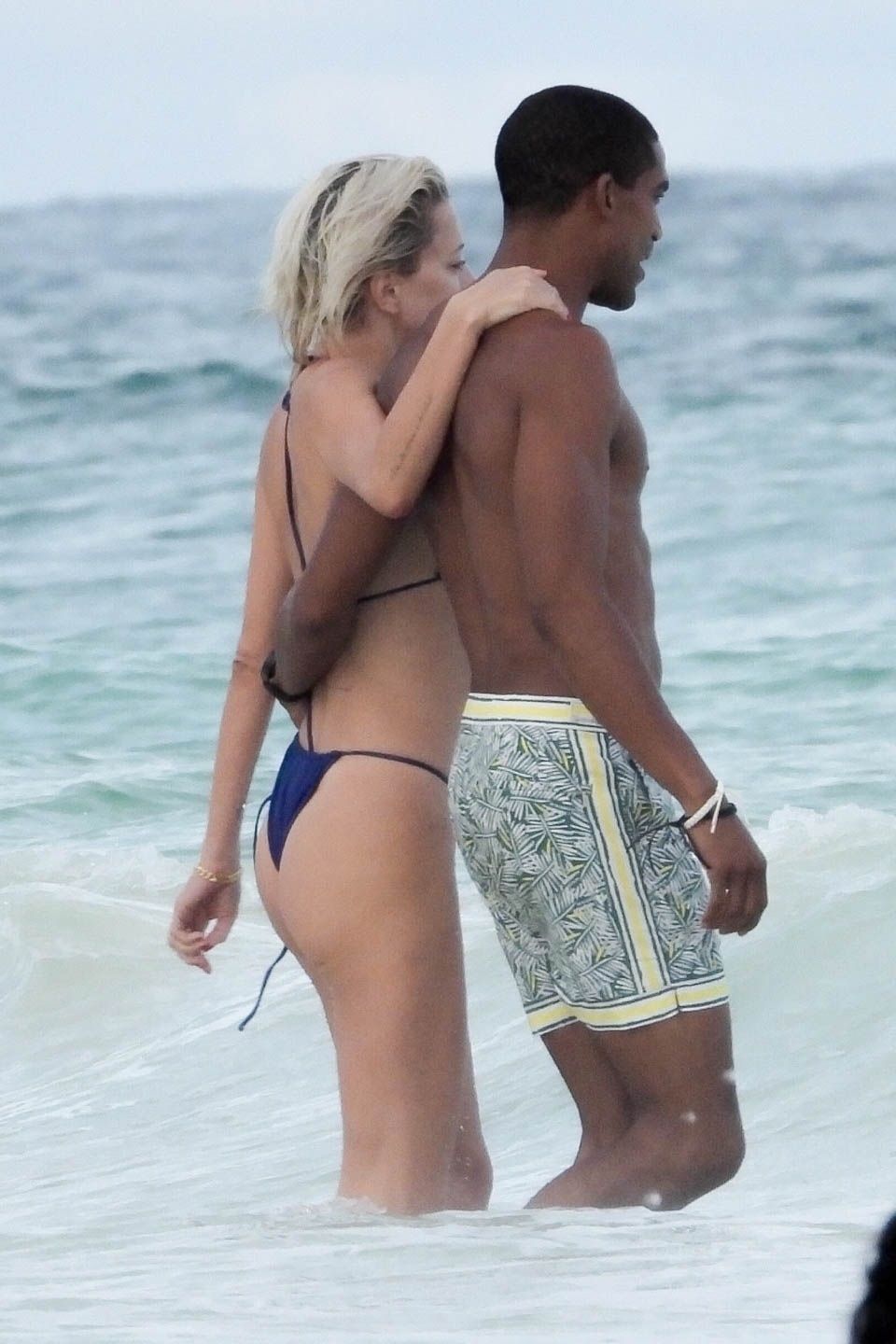 Caroline Vreeland Sexy 014