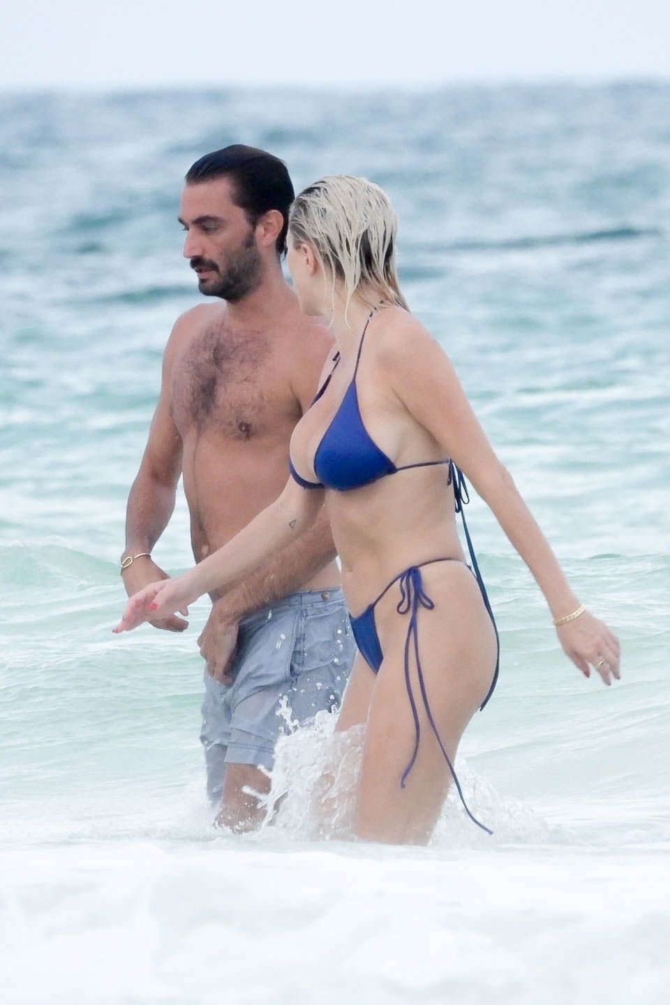 Caroline Vreeland Sexy 005