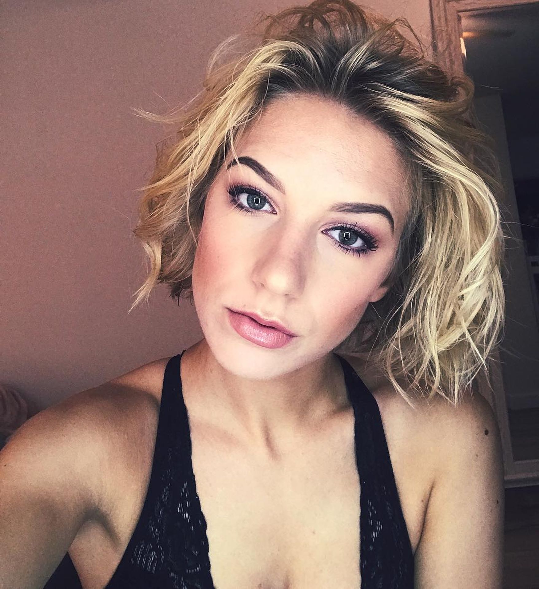 Courtney Miller Sexy 029