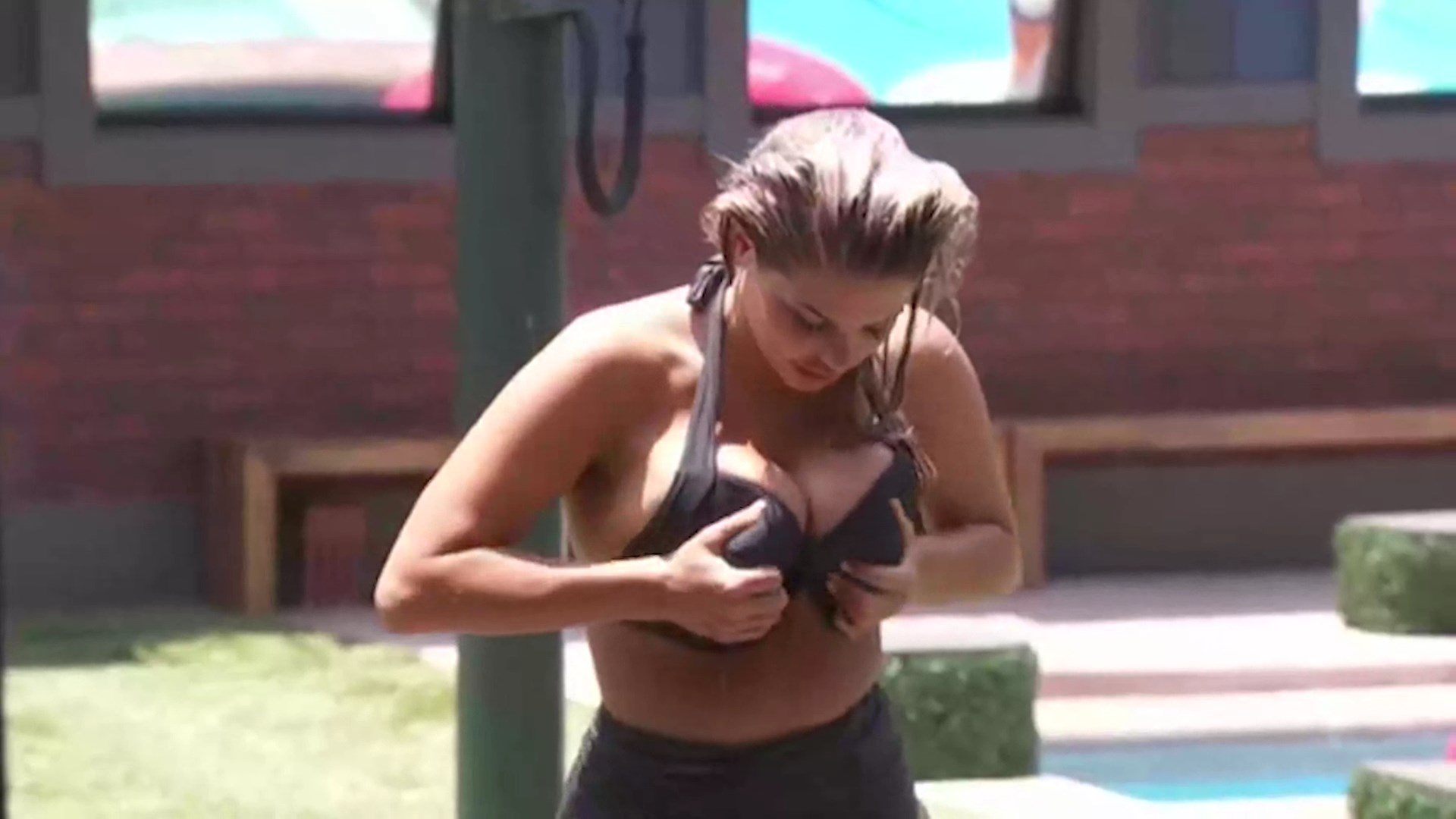 Elena Davies Nude 021