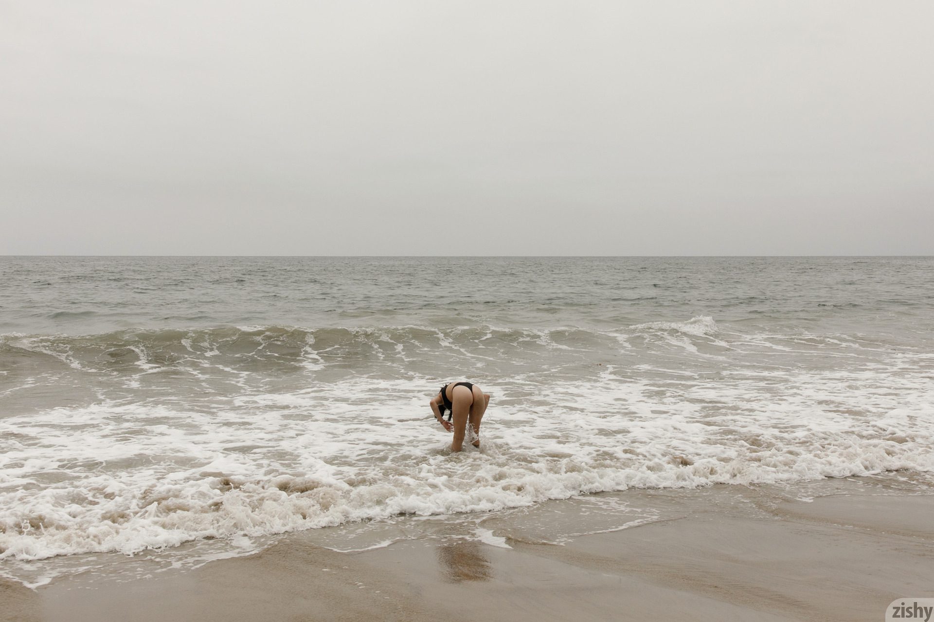 Jade Baker Hooked On The Roll Zishy (54)