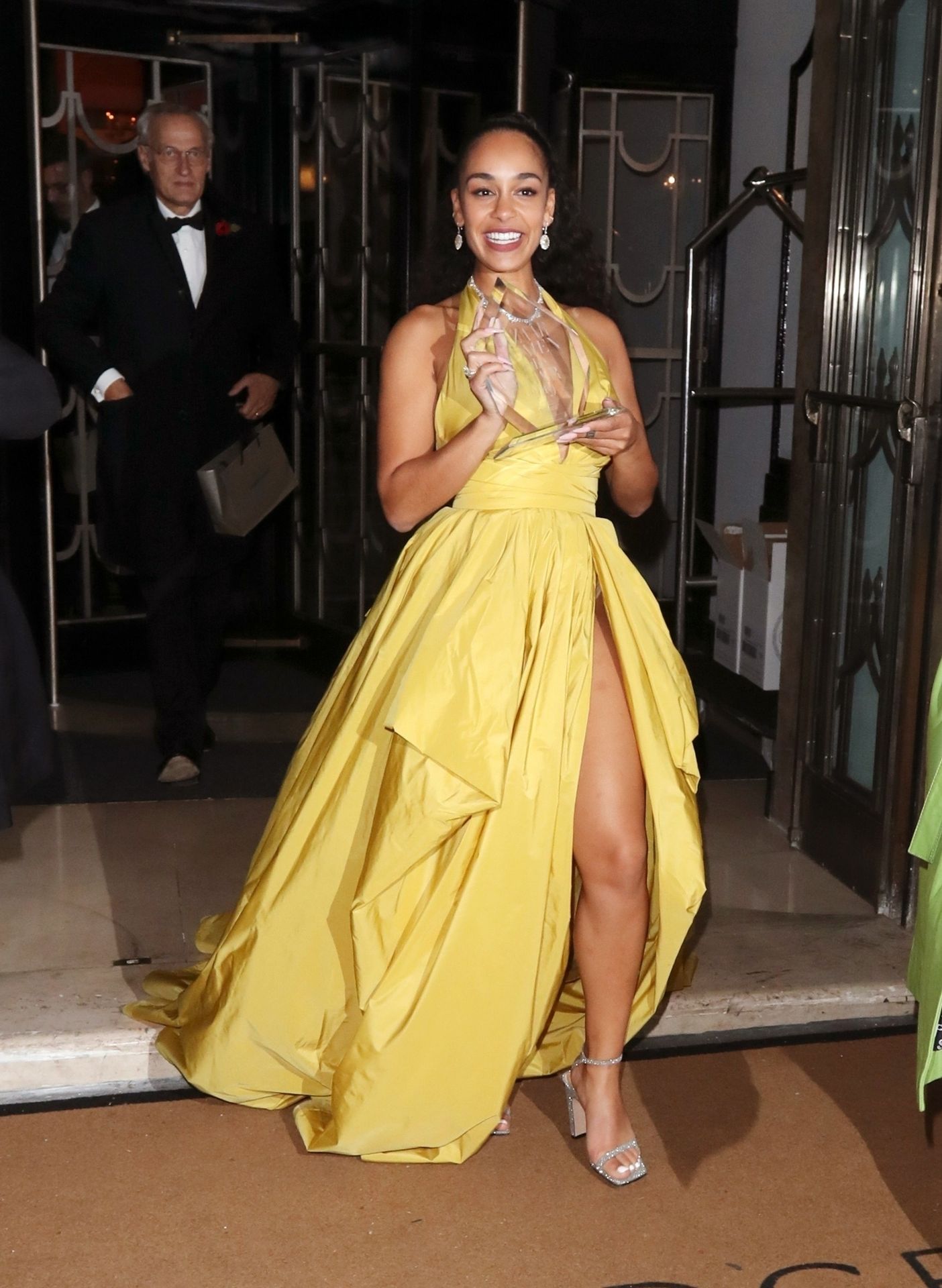 Jorja Smith Sexy Upskirt 023