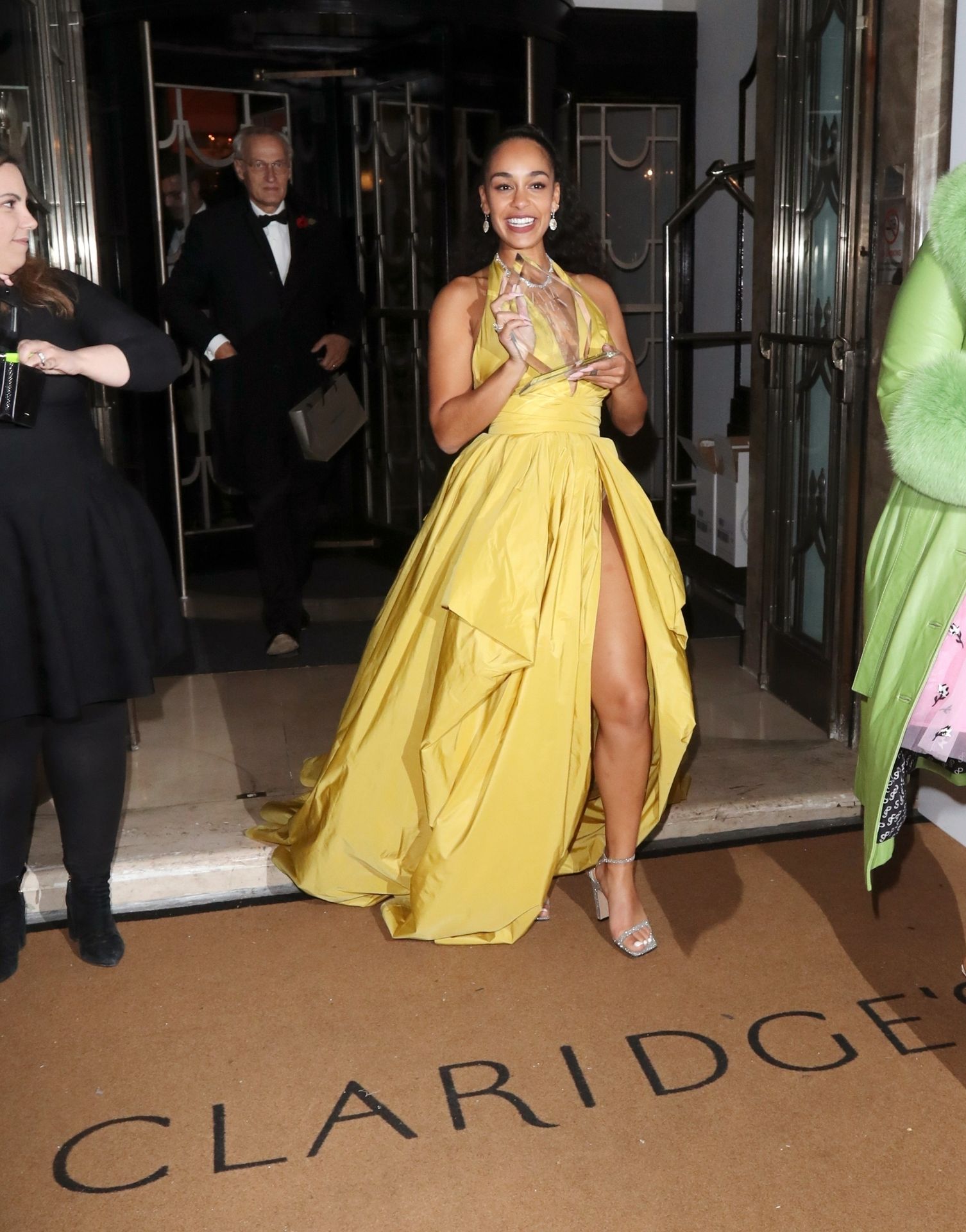 Jorja Smith Sexy Upskirt 031