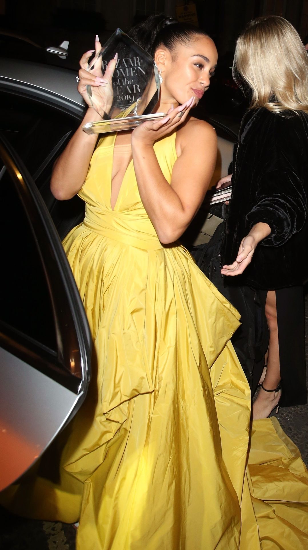 Jorja Smith Sexy Upskirt 042