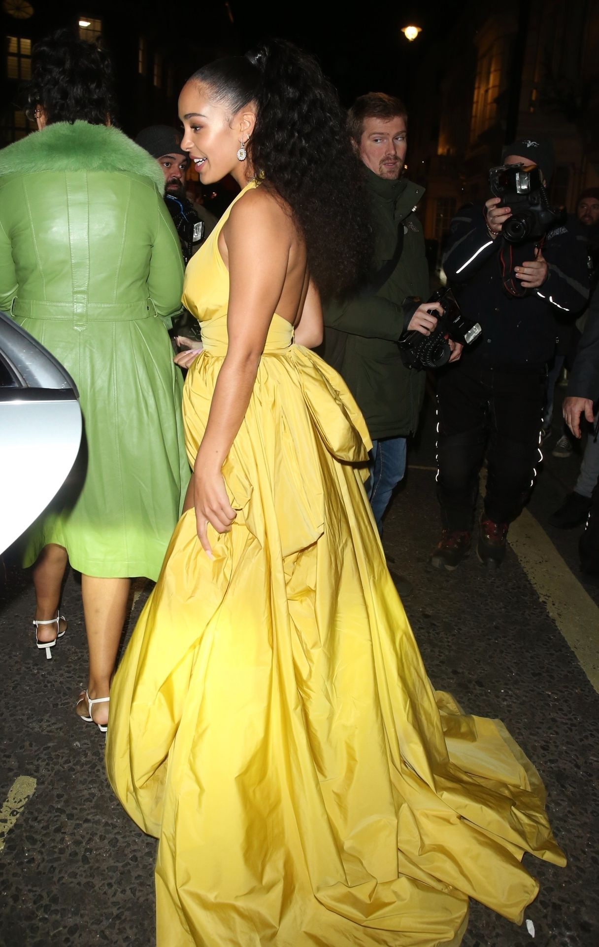 Jorja Smith Sexy Upskirt 051