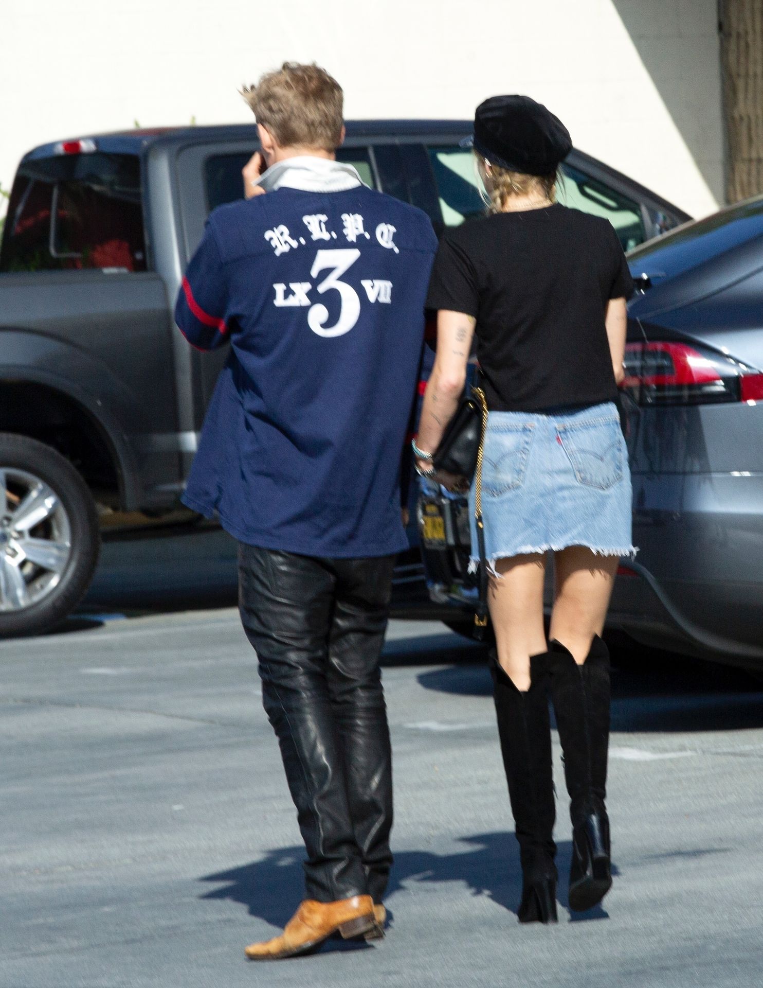 Miley Cyrus Sexy 011