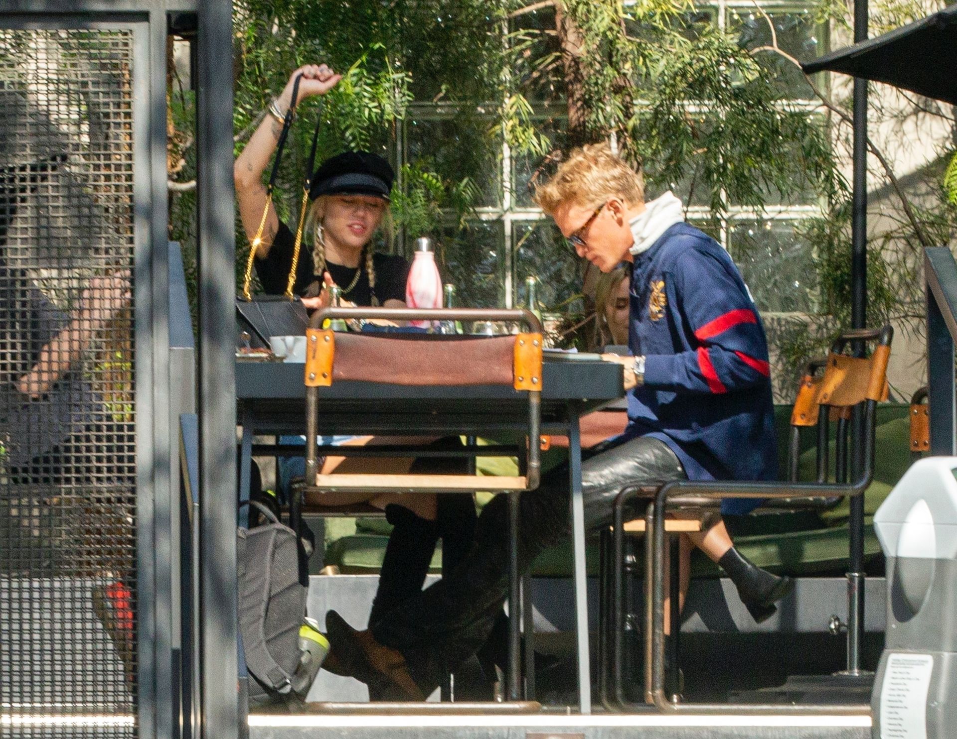 Miley Cyrus Sexy 015