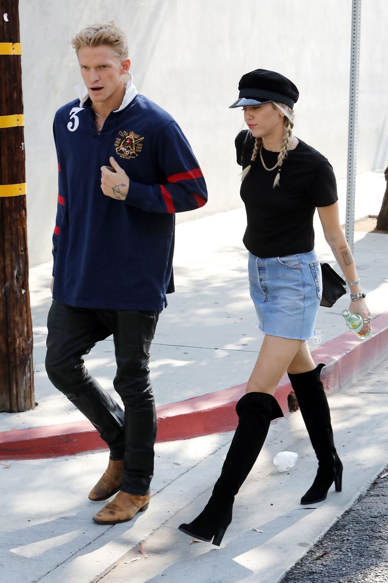 Miley Cyrus Sexy 027