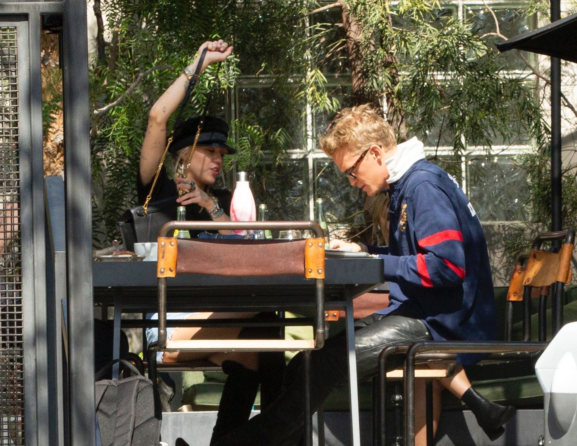 Miley Cyrus Sexy 032