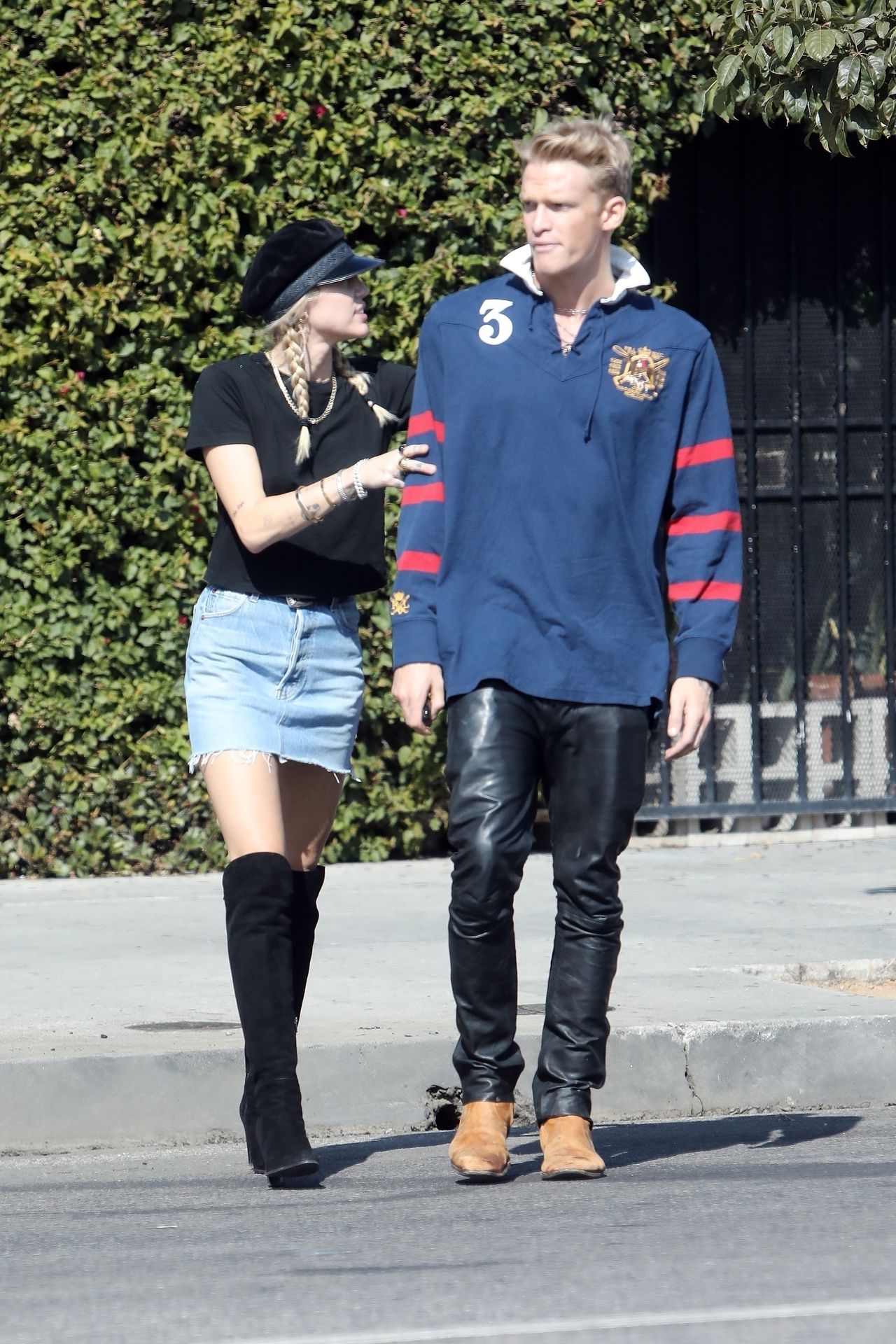 Miley Cyrus Sexy 039