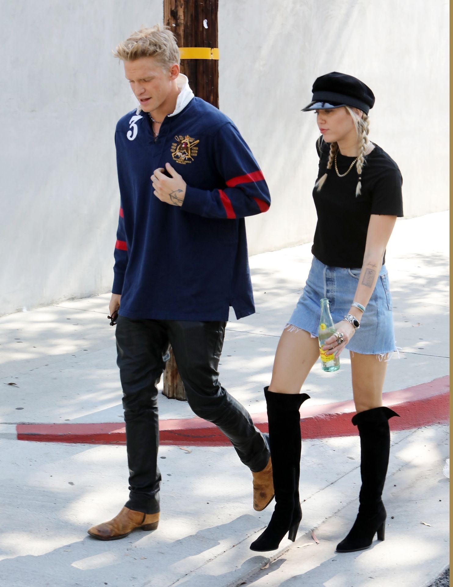 Miley Cyrus Sexy 048