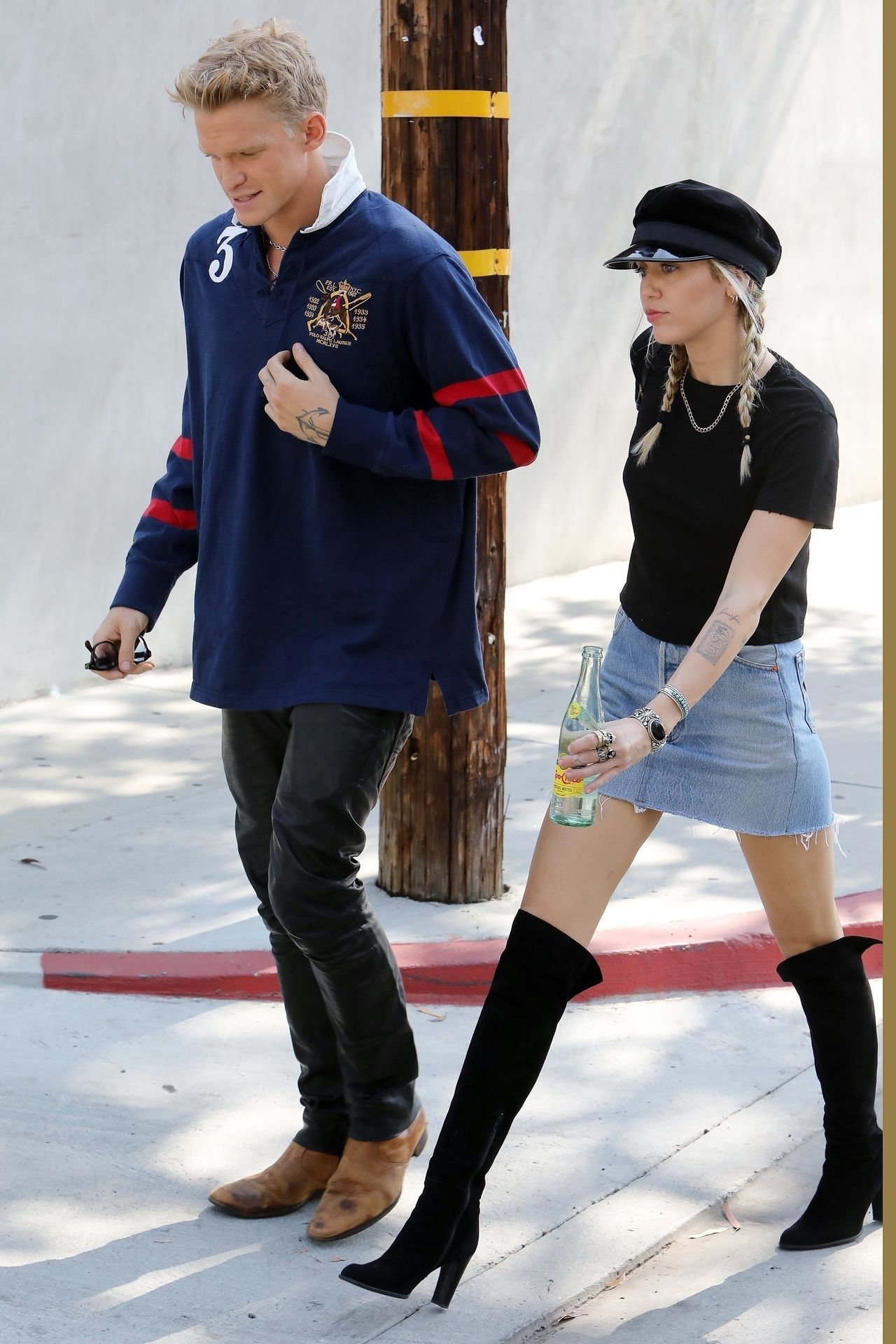 Miley Cyrus Sexy 049