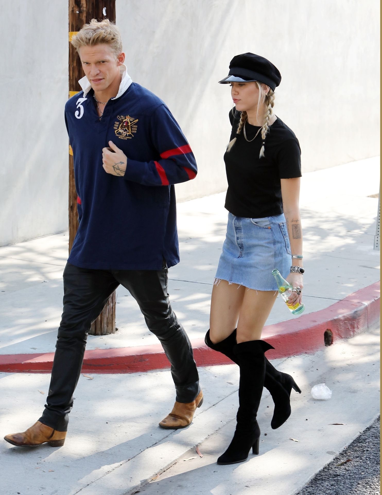 Miley Cyrus Sexy 050