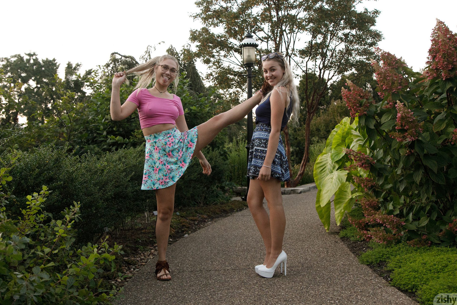 Rikki And Stella Super Naturally Zishy (36)