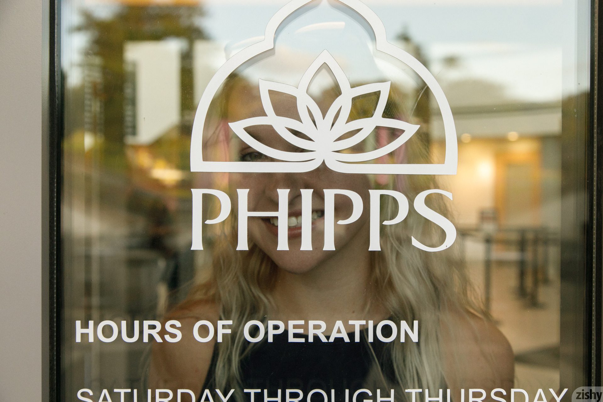 Rikki And Stella Super Naturally Zishy (6)