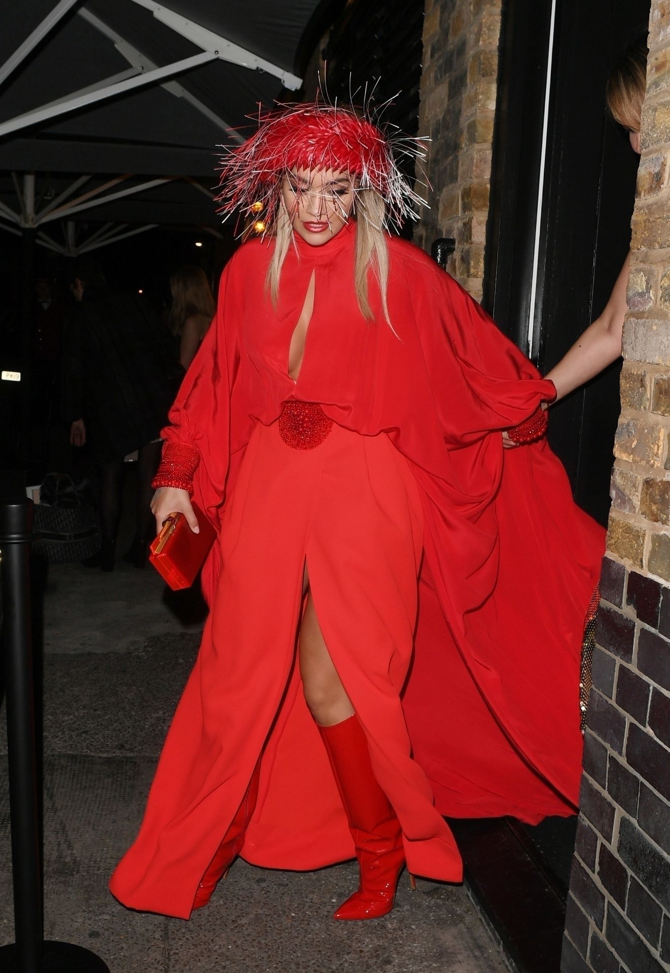 Rita Ora Upskirt & Cleavage 076