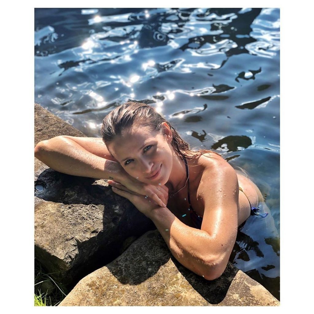 Shantel Vansanten Sexy Thefappeningblog Com 11 1024x1024