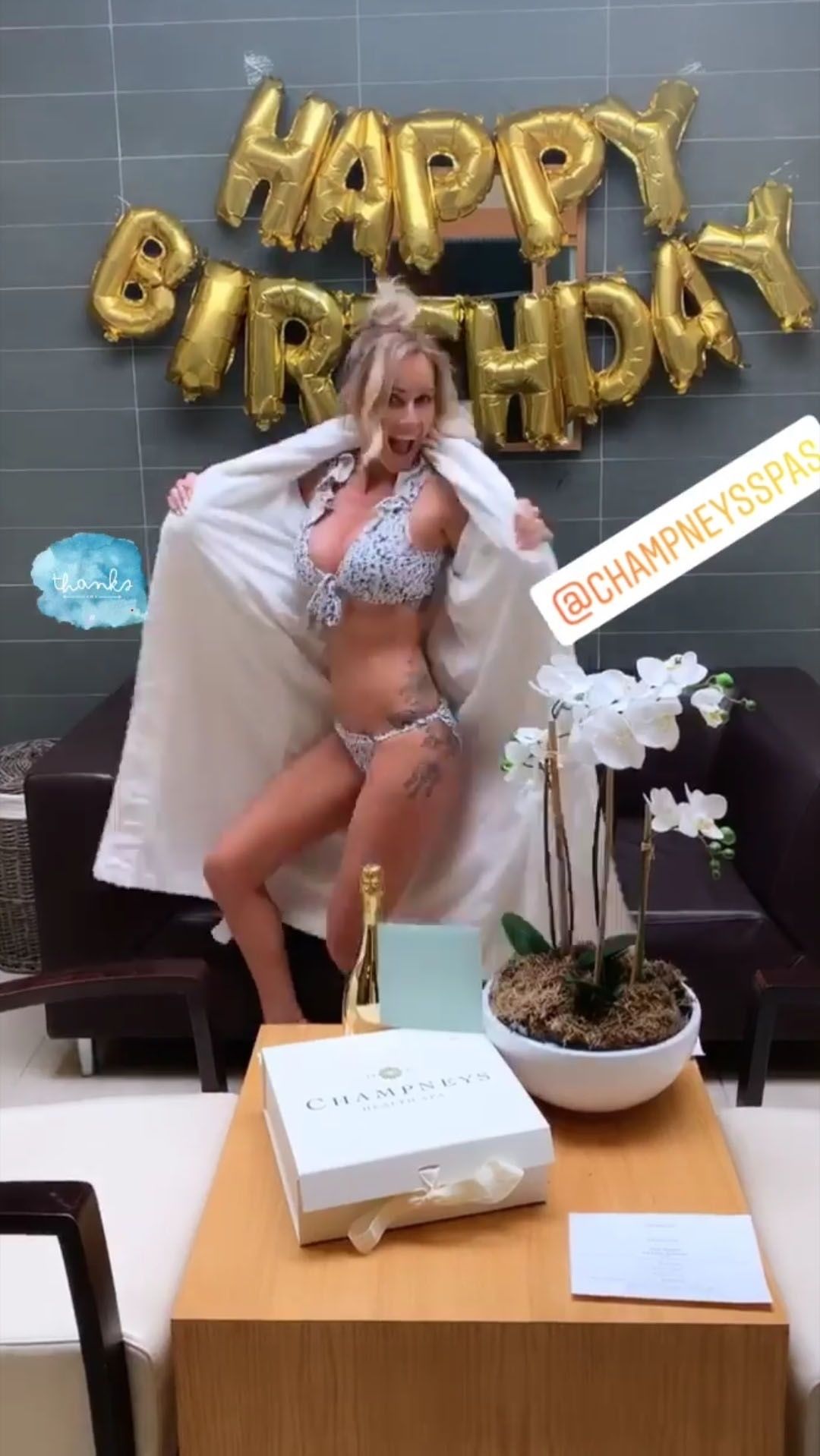 Laura Anderson Sexy 0028