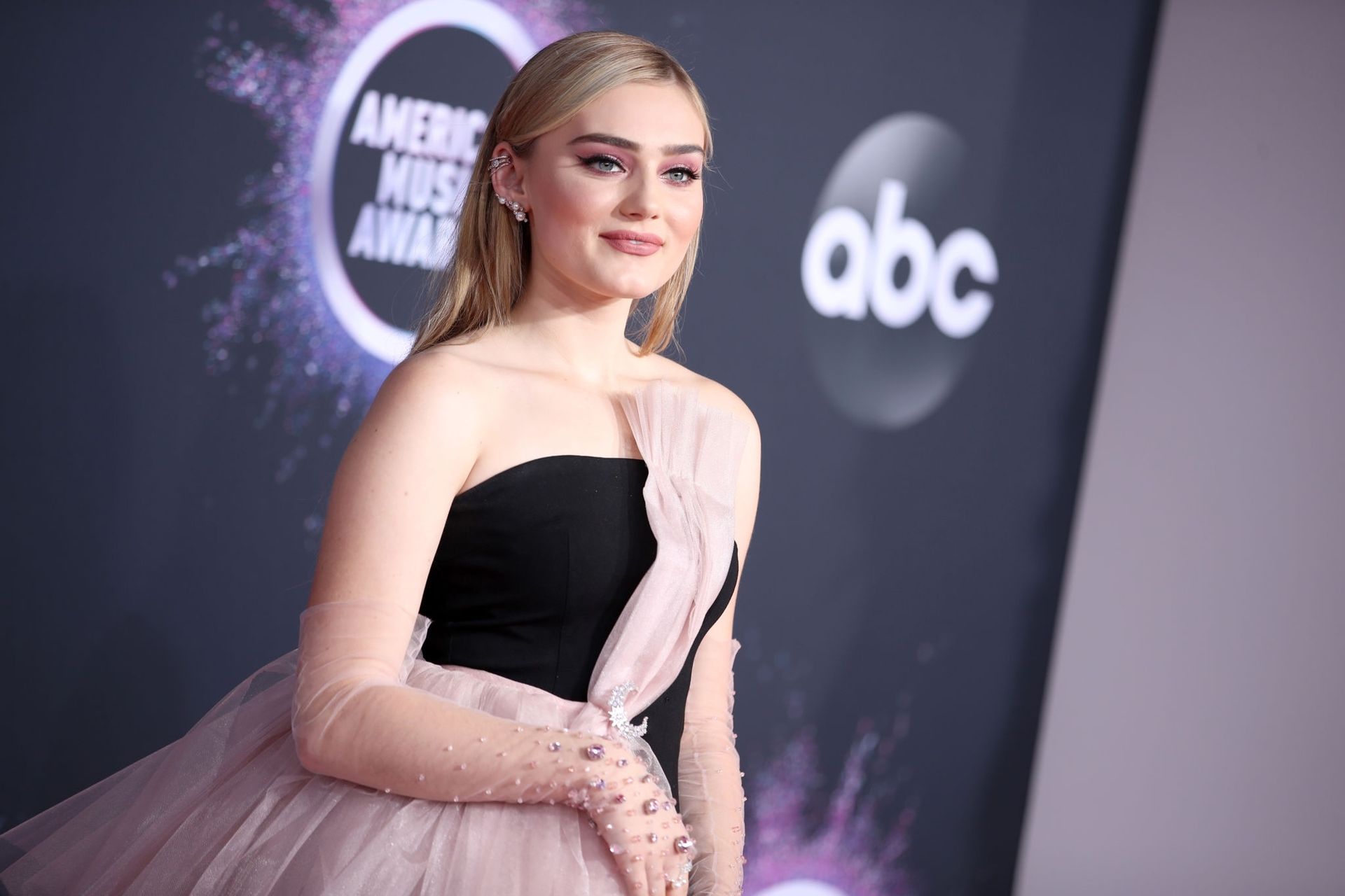 Meg Donnelly Sexy0010