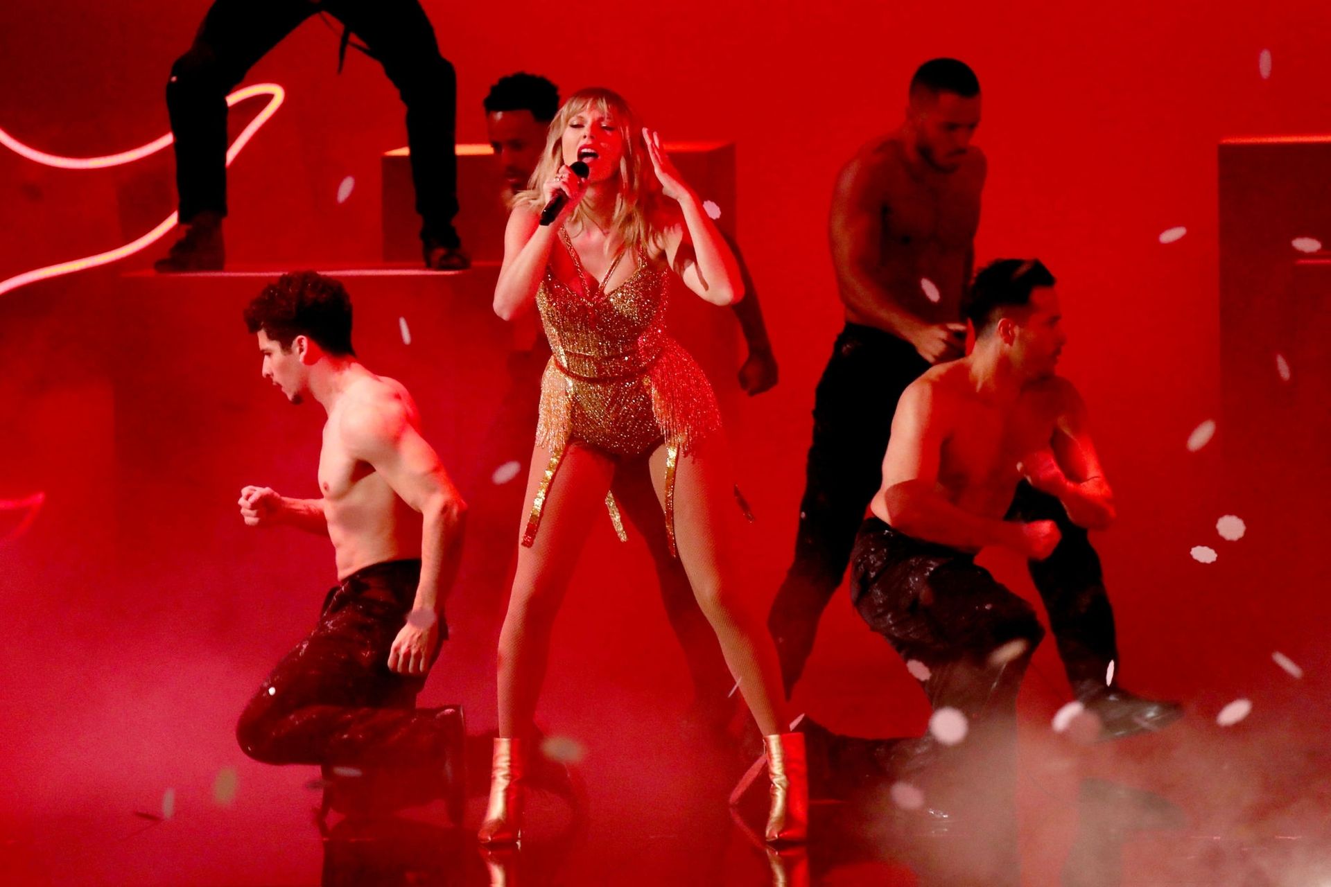 Taylor Swift Sexy 0022