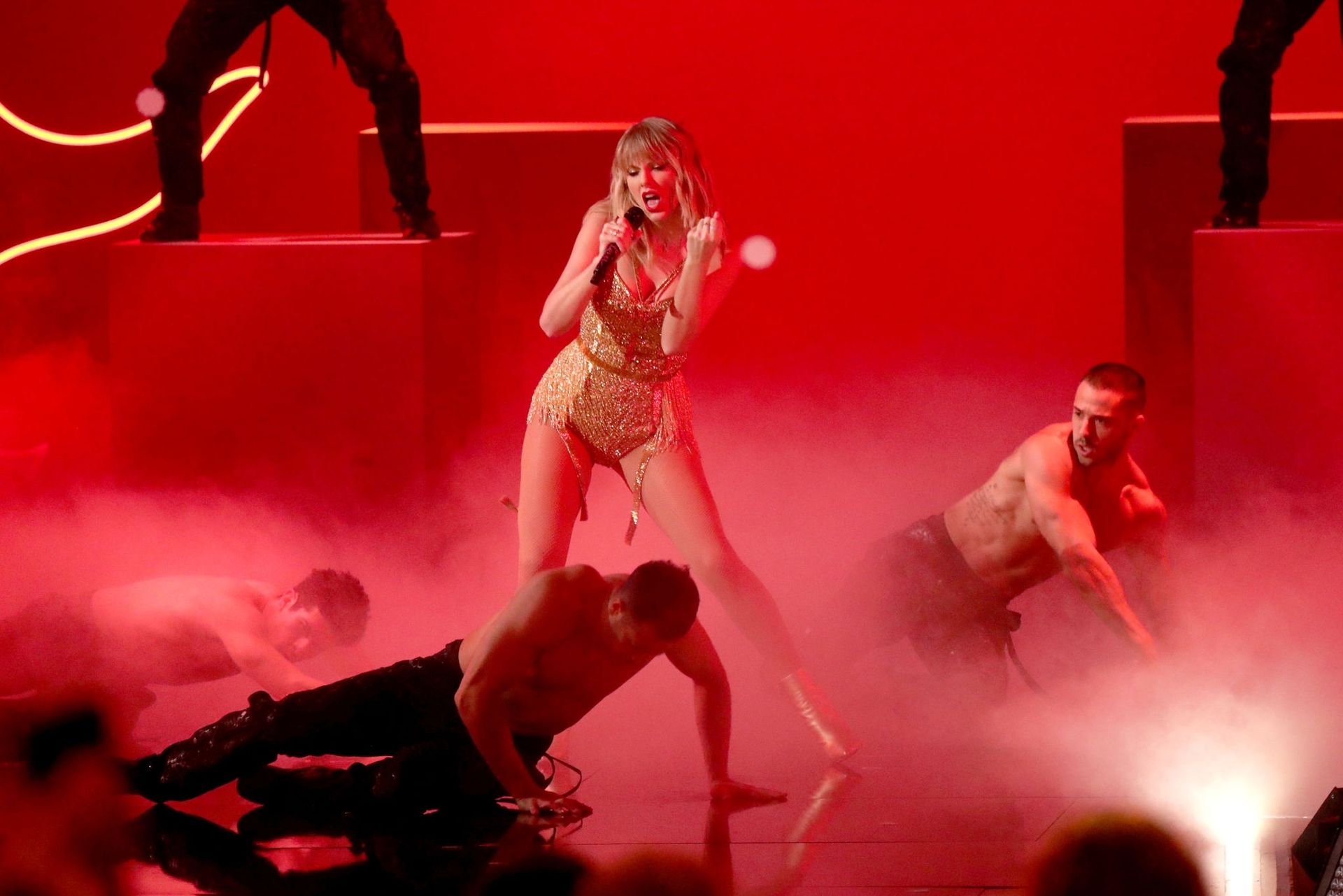 Taylor Swift Sexy 0033