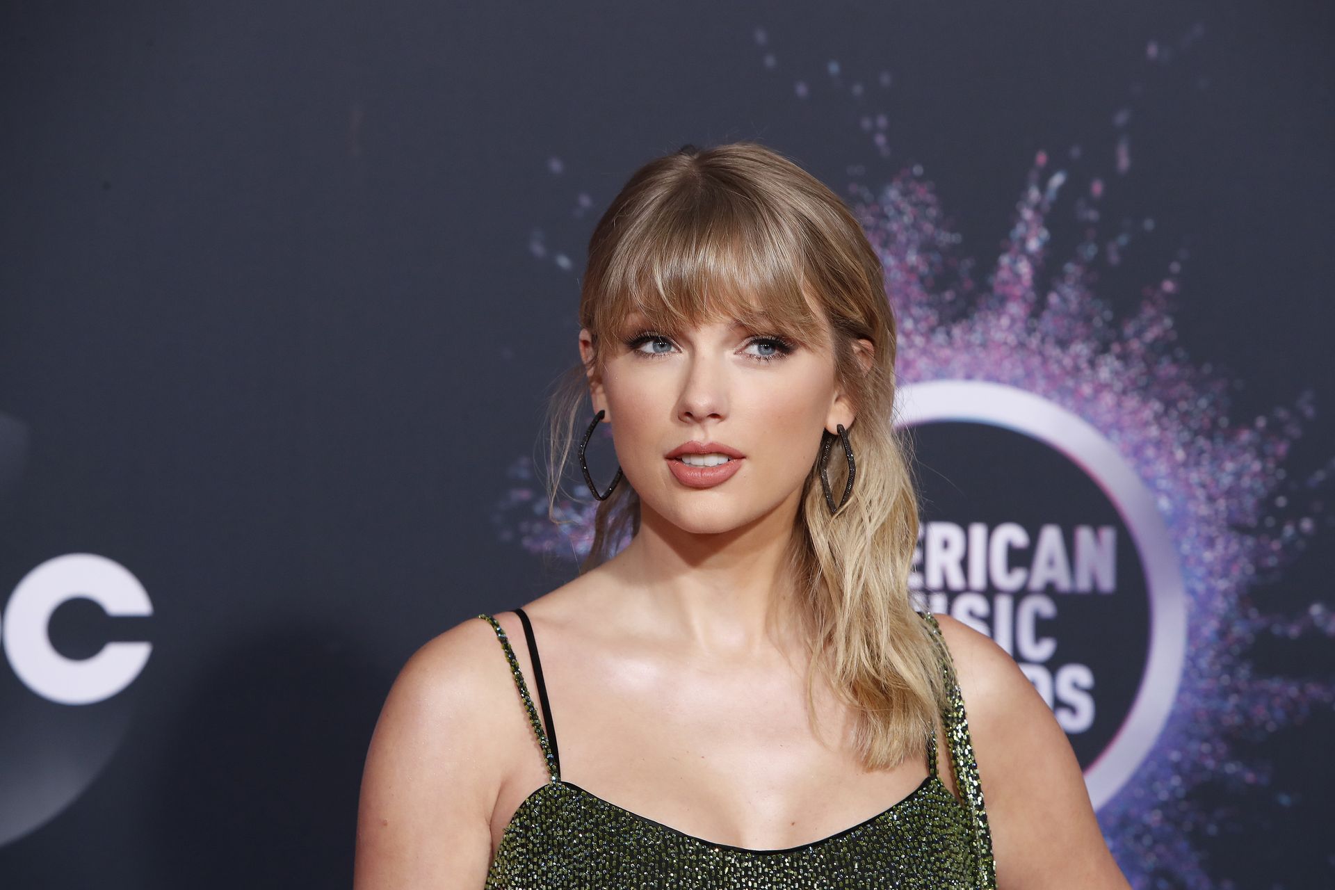 Taylor Swift Sexy 0094