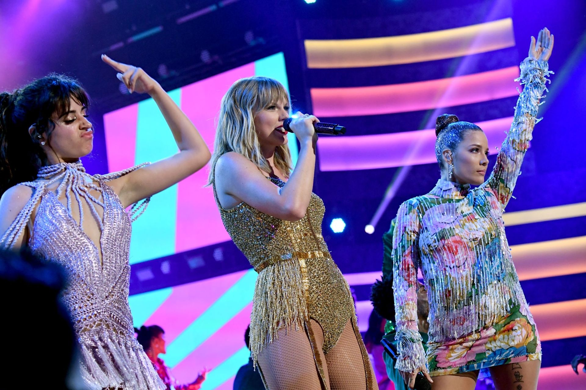 Taylor Swift Sexy 0118