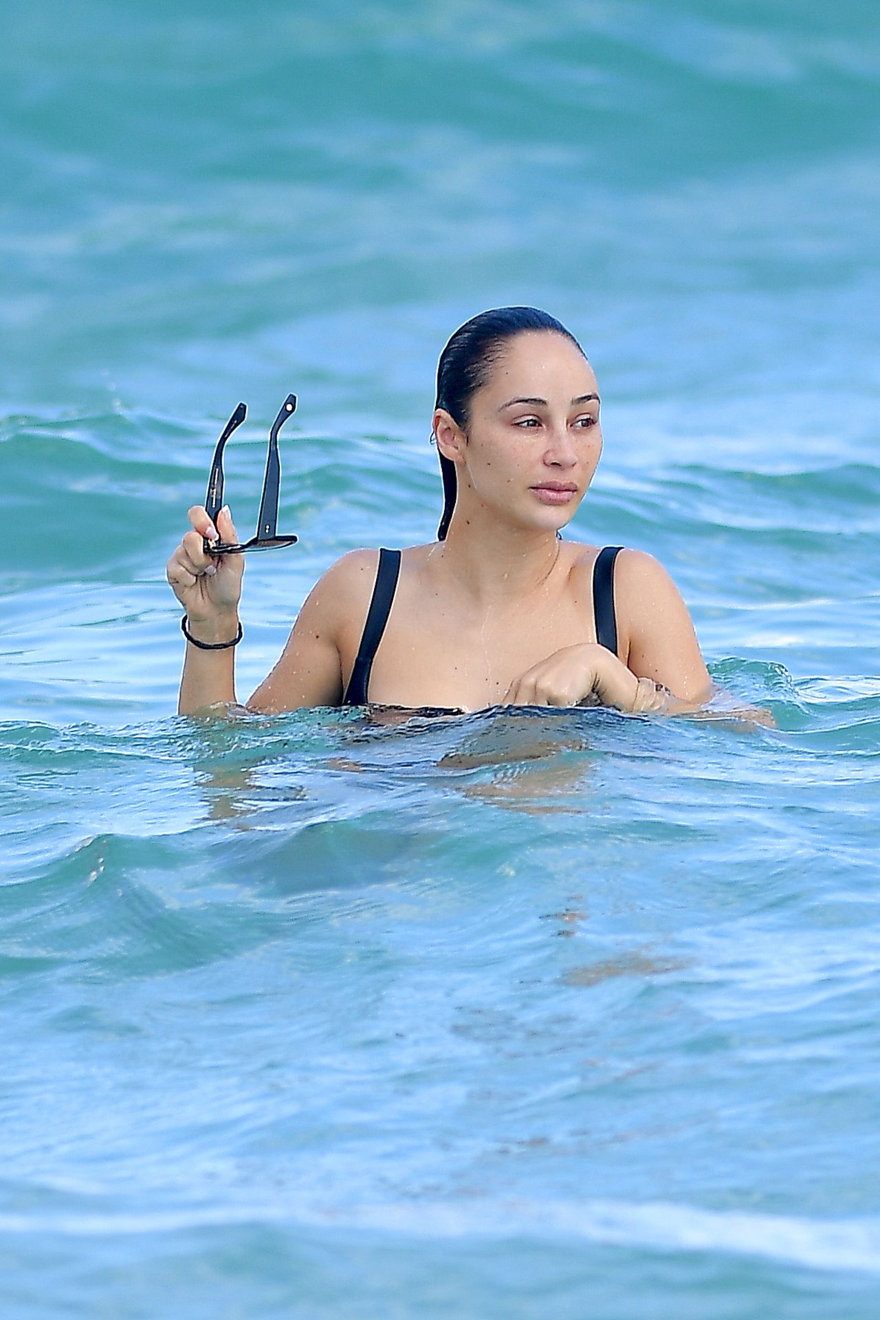 Cara Santana Sexy & Topless 025