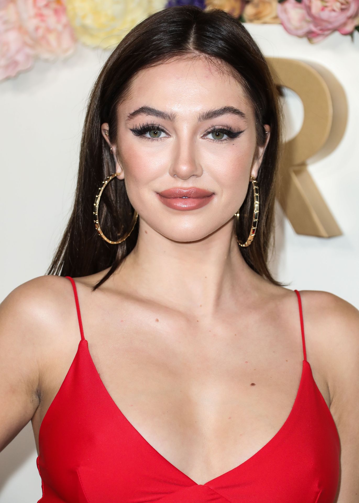 Delilah Belle Hamlin Sexy 0025