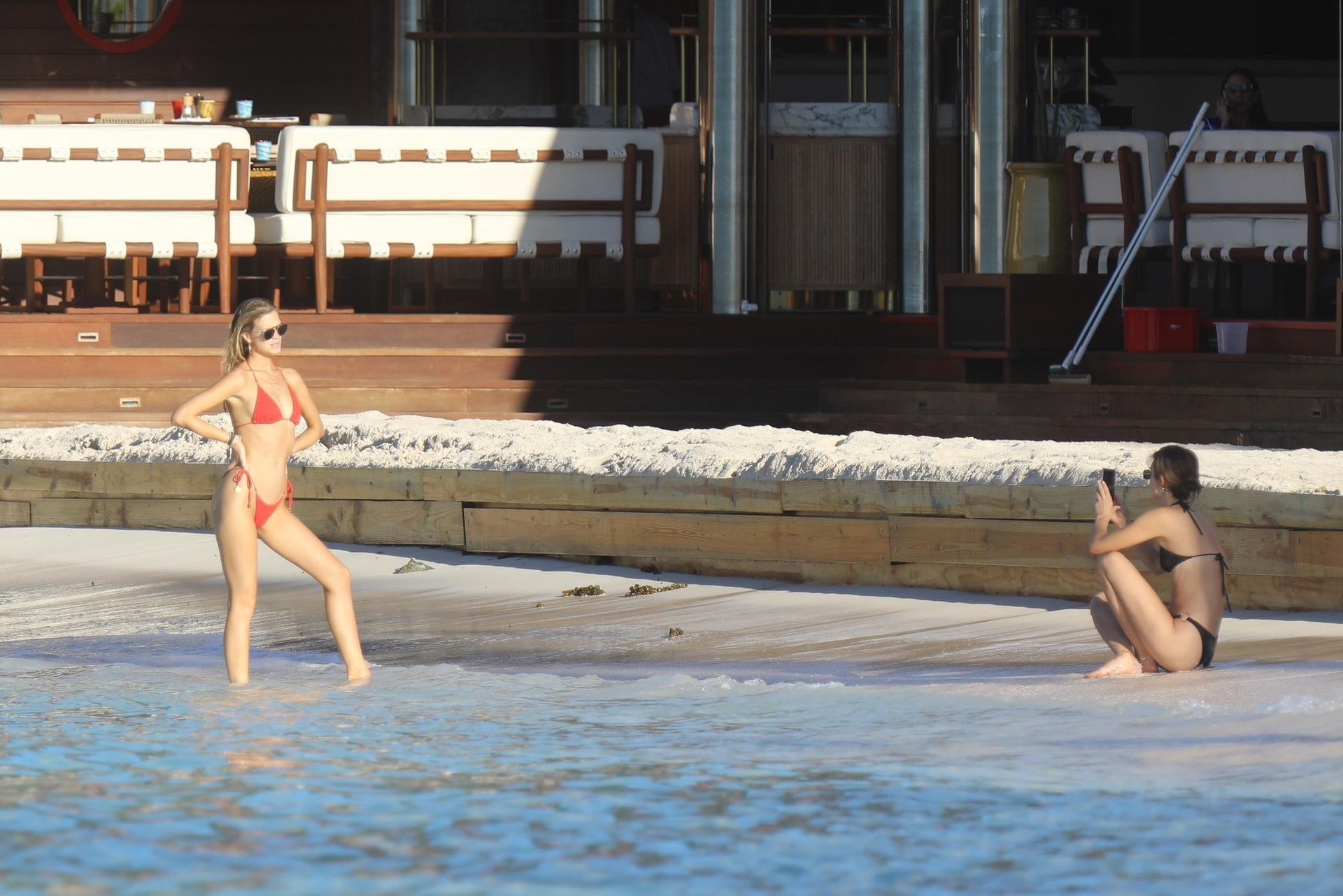 Devon Windsor, Hannah Ferguson, Shanina Shaik Sexy 0052