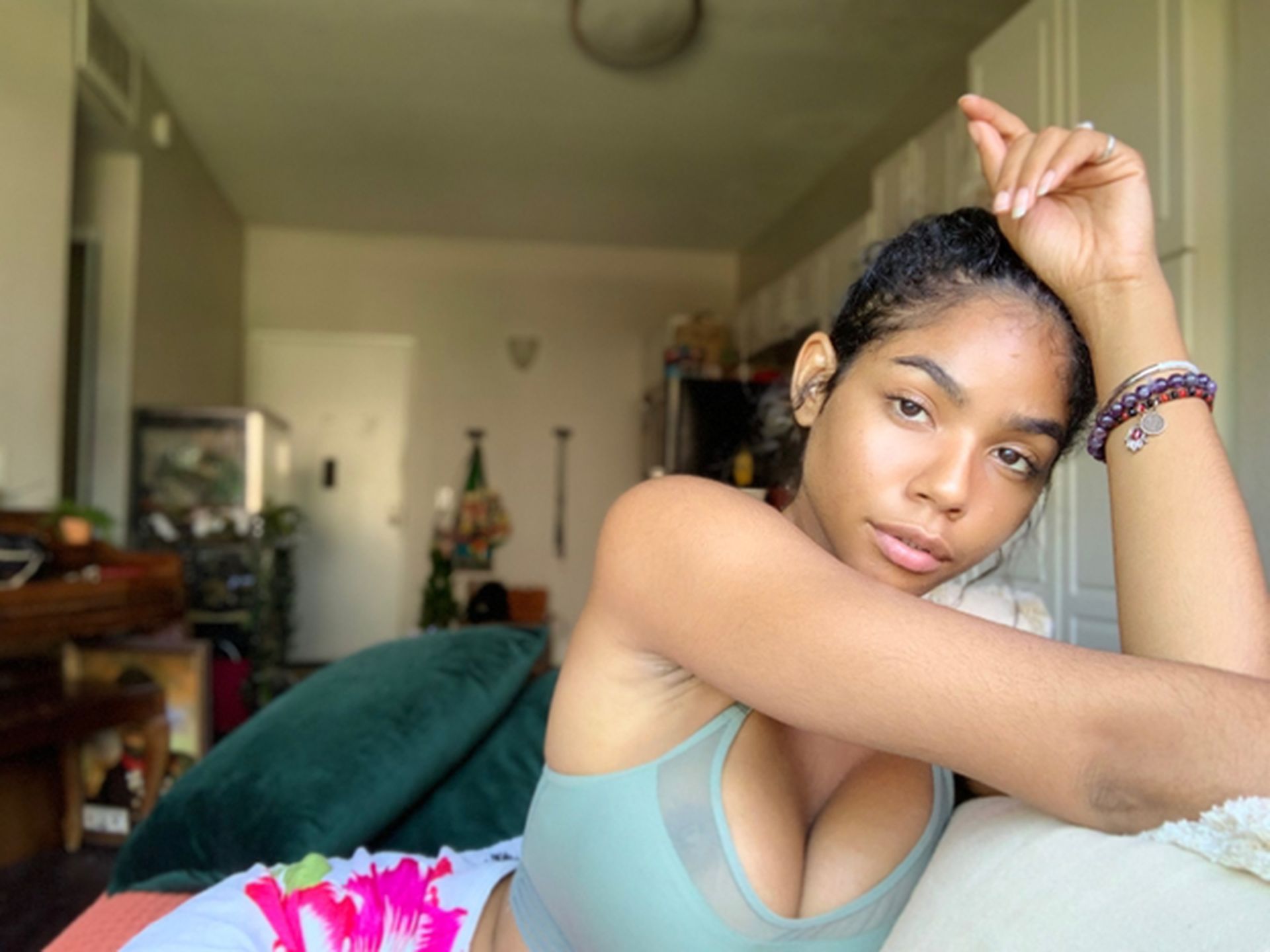 Helayna Marie Nude & Sexy 0092