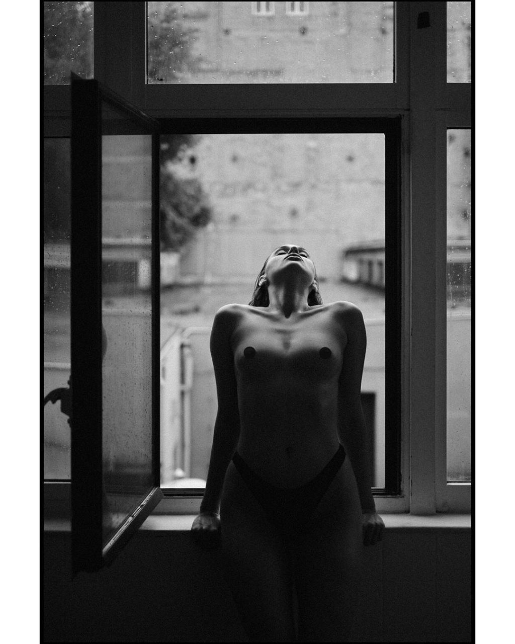 Lena Bednarska Nude & Sexy 0061